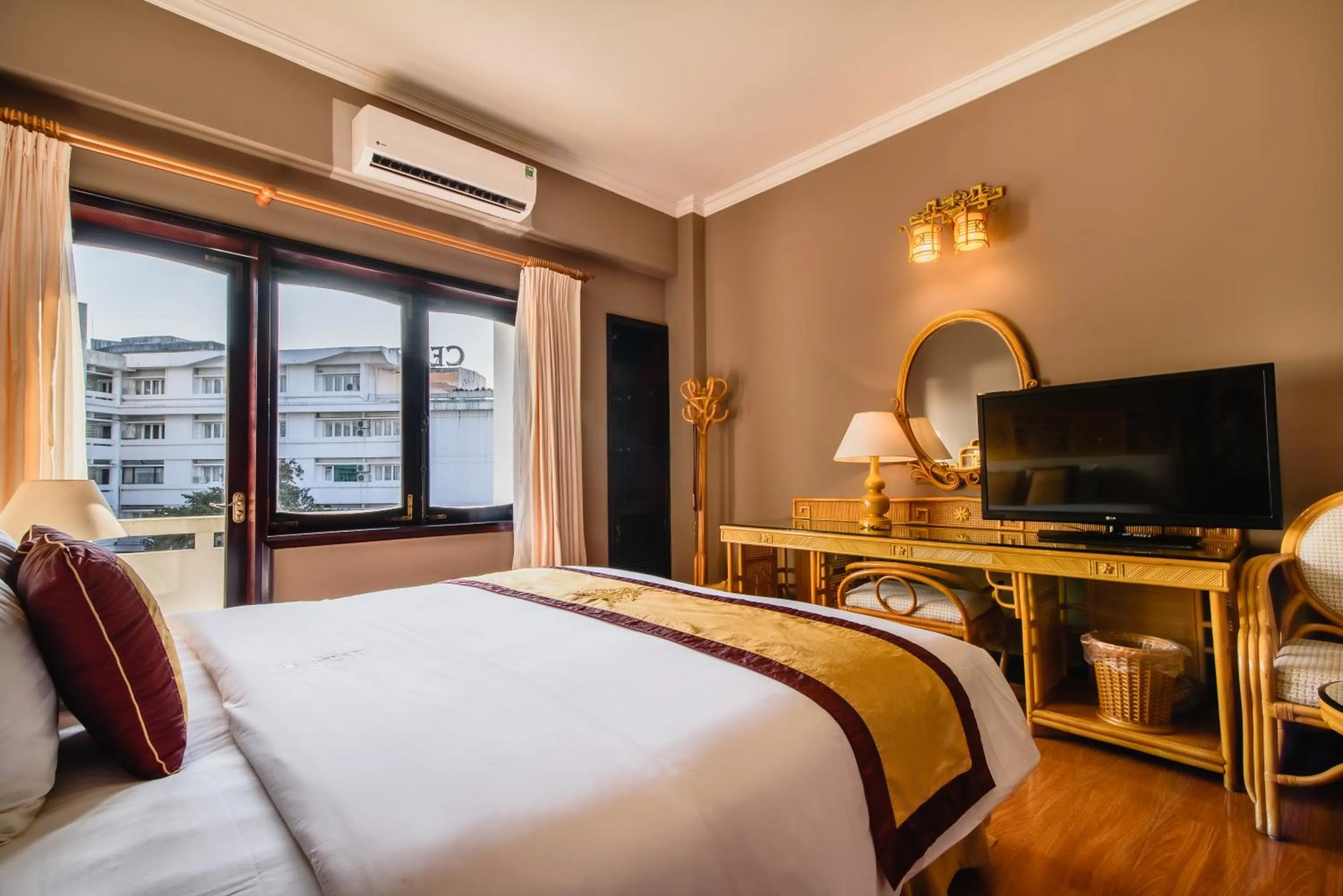 Bedroom, Bed in Huong Giang Hotel Resort & Spa