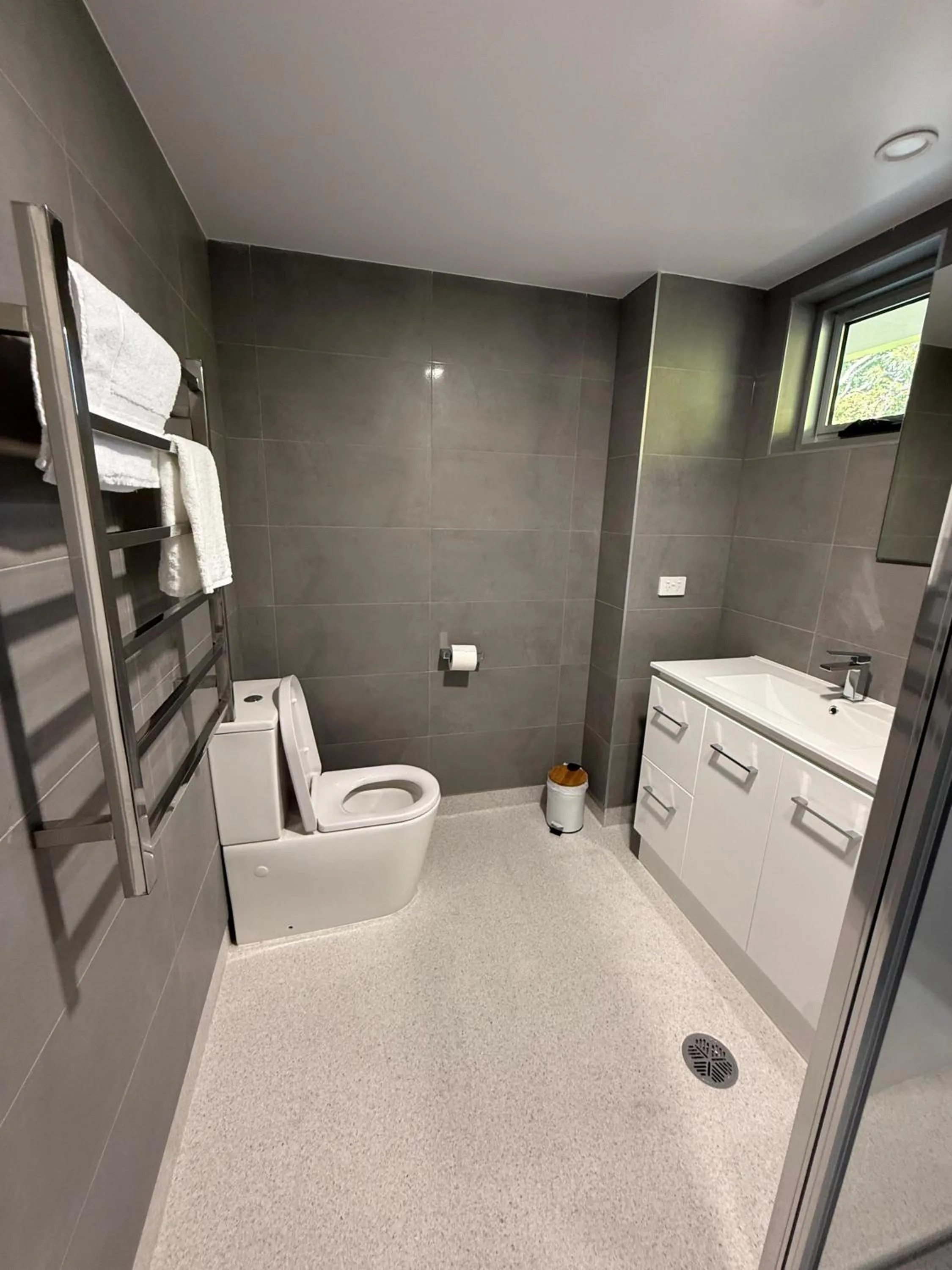 Brighton Hotel Motel