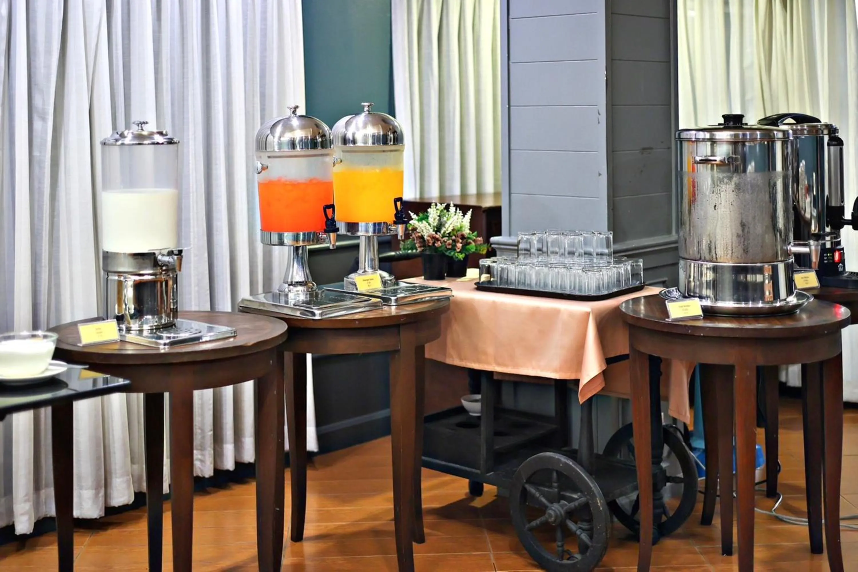 Restaurant/places to eat in Eurana Boutique Hotel