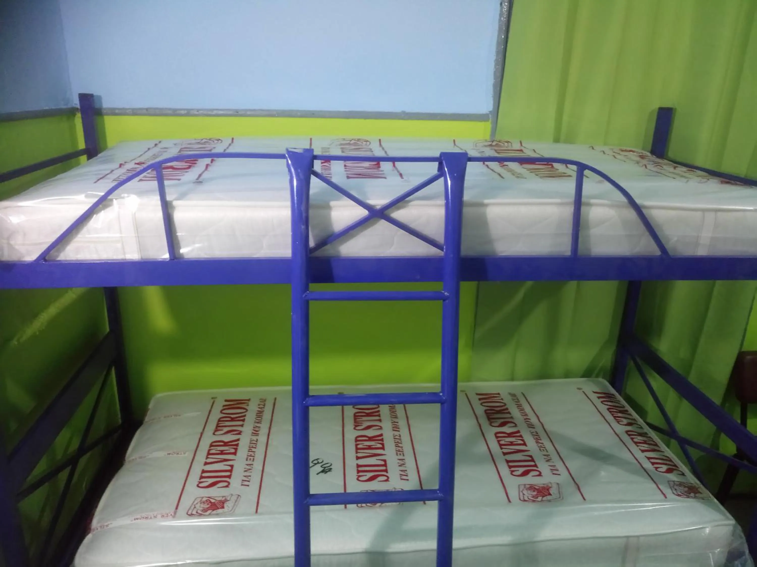 bunk bed, Bed in Sparti