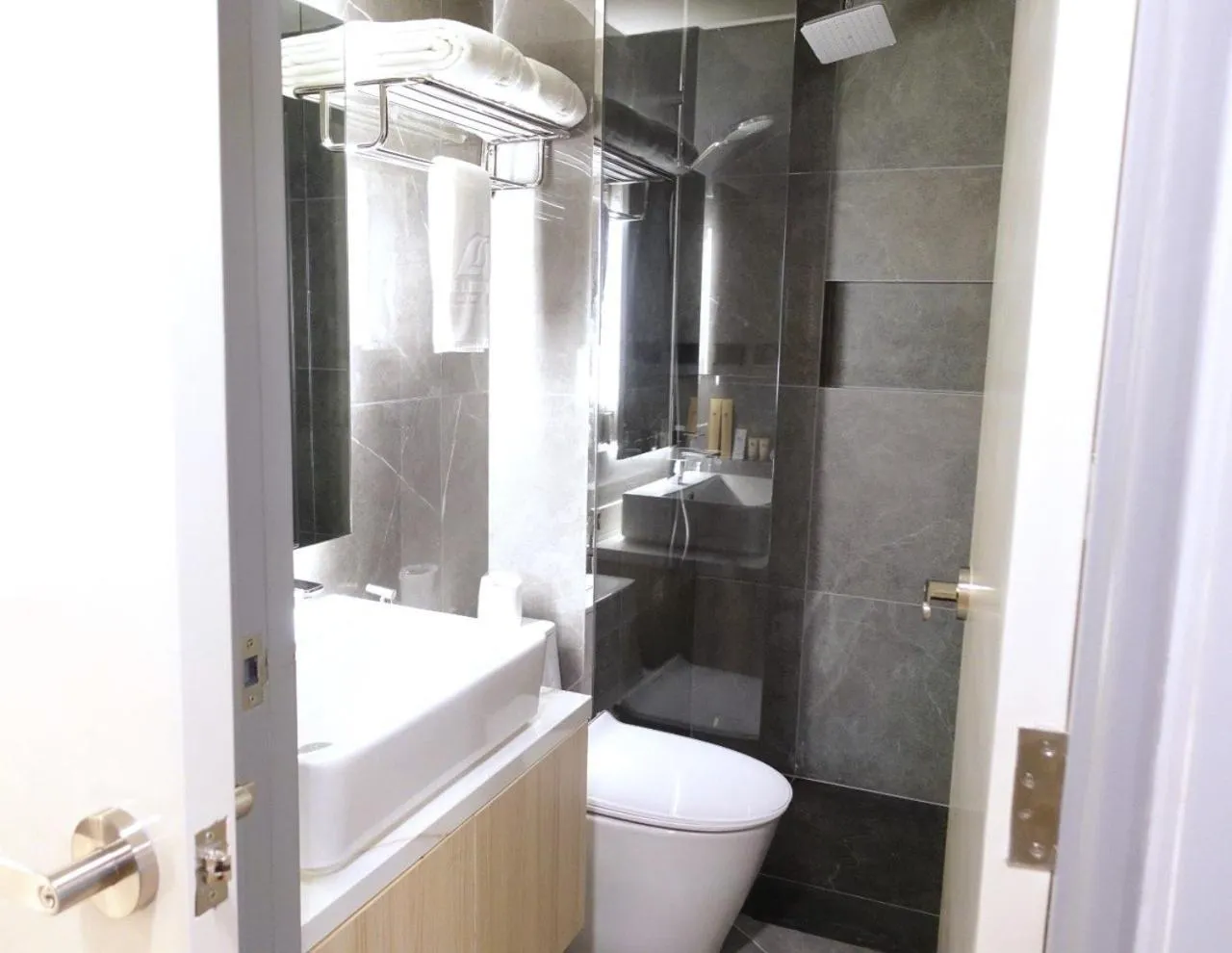 Bathroom in The Linden Suites