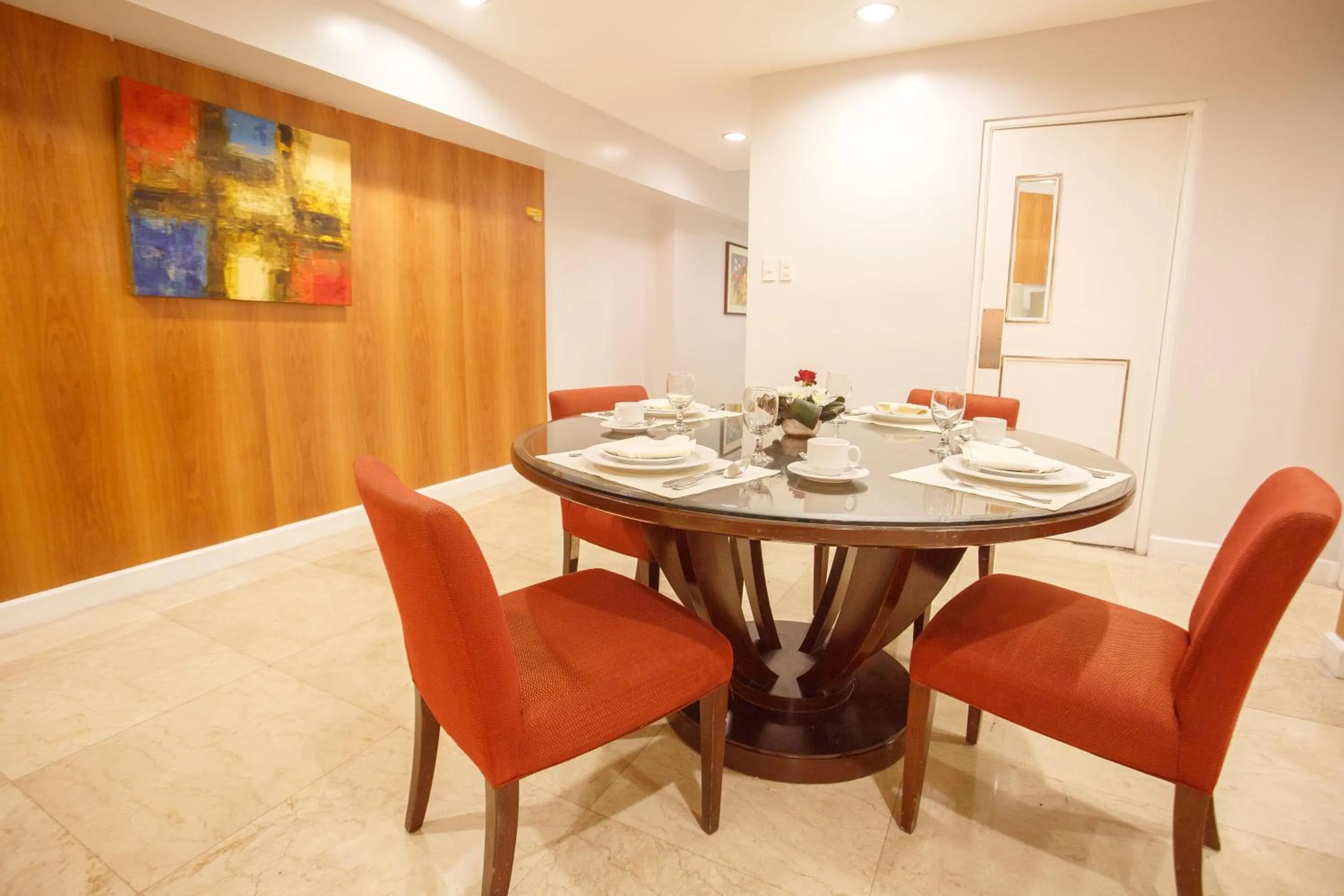 Dining area in The Linden Suites