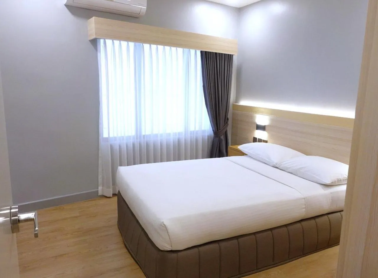 Bed in The Linden Suites