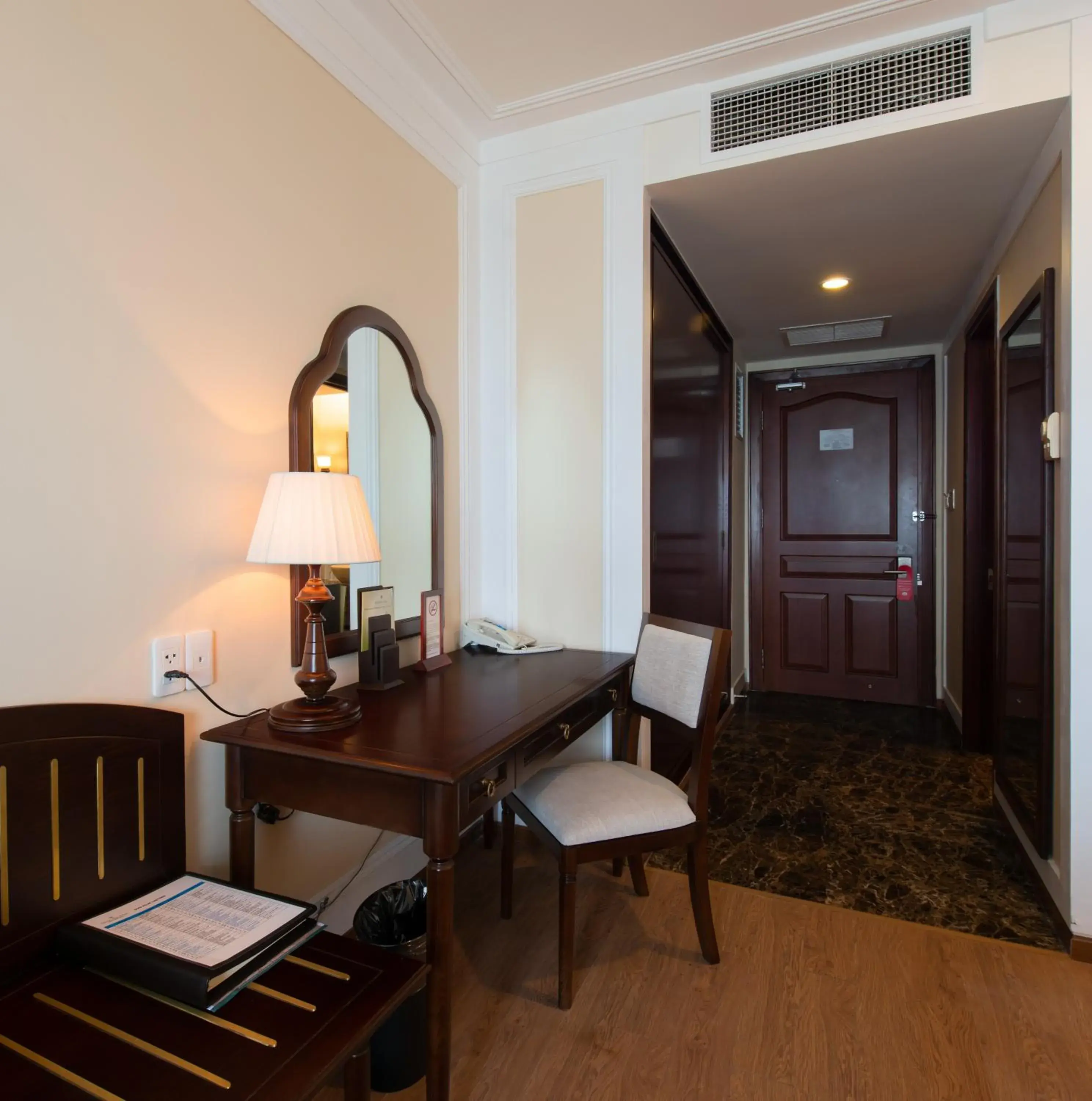 Grand Deluxe Twin with Ocean View in Sunrise Nha Trang Beach Hotel & Spa Grand Deluxe Twin with Ocean View in Sunrise Nha Trang Beach Hotel & Spa