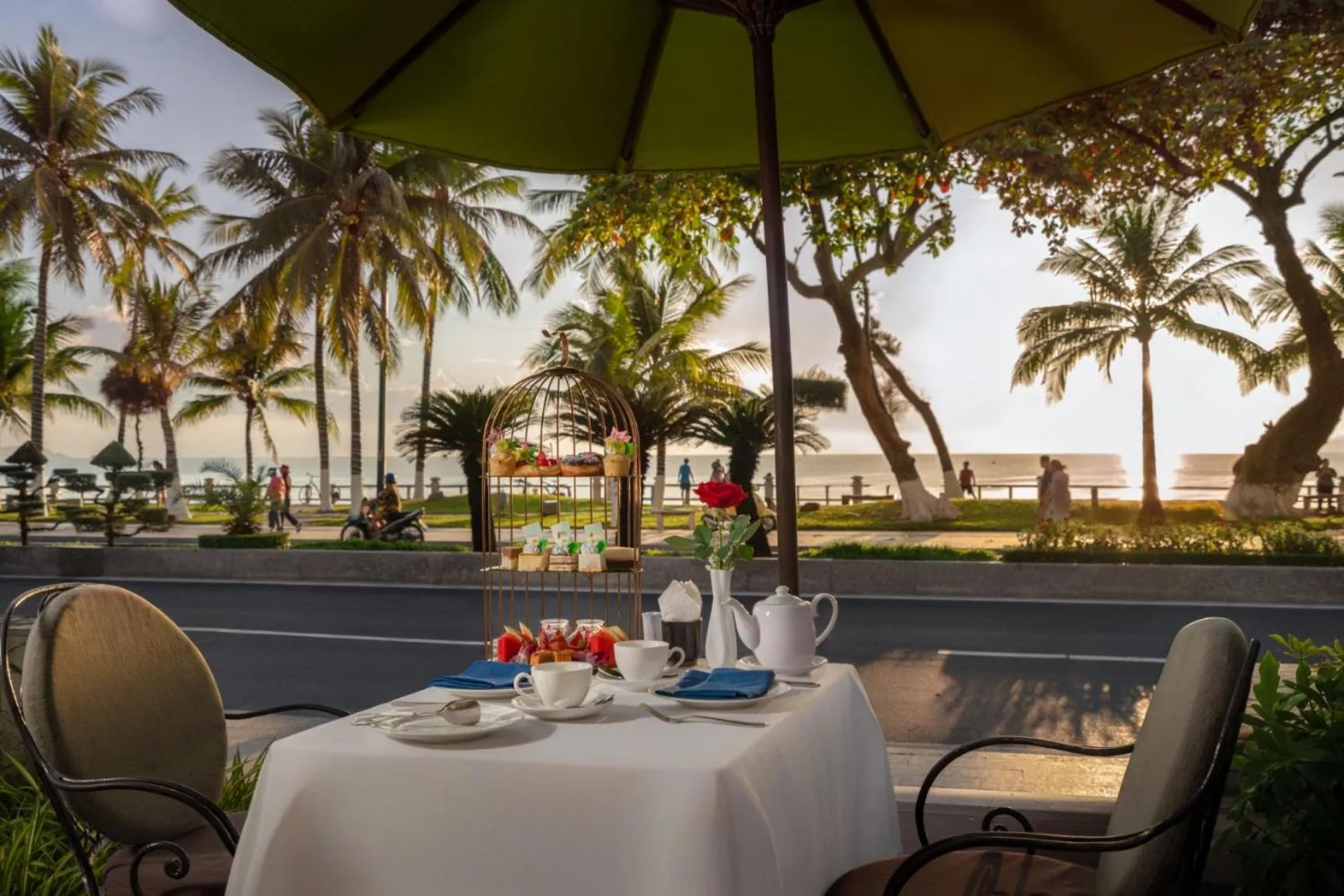 Restaurant/places to eat in Sunrise Nha Trang Beach Hotel & Spa