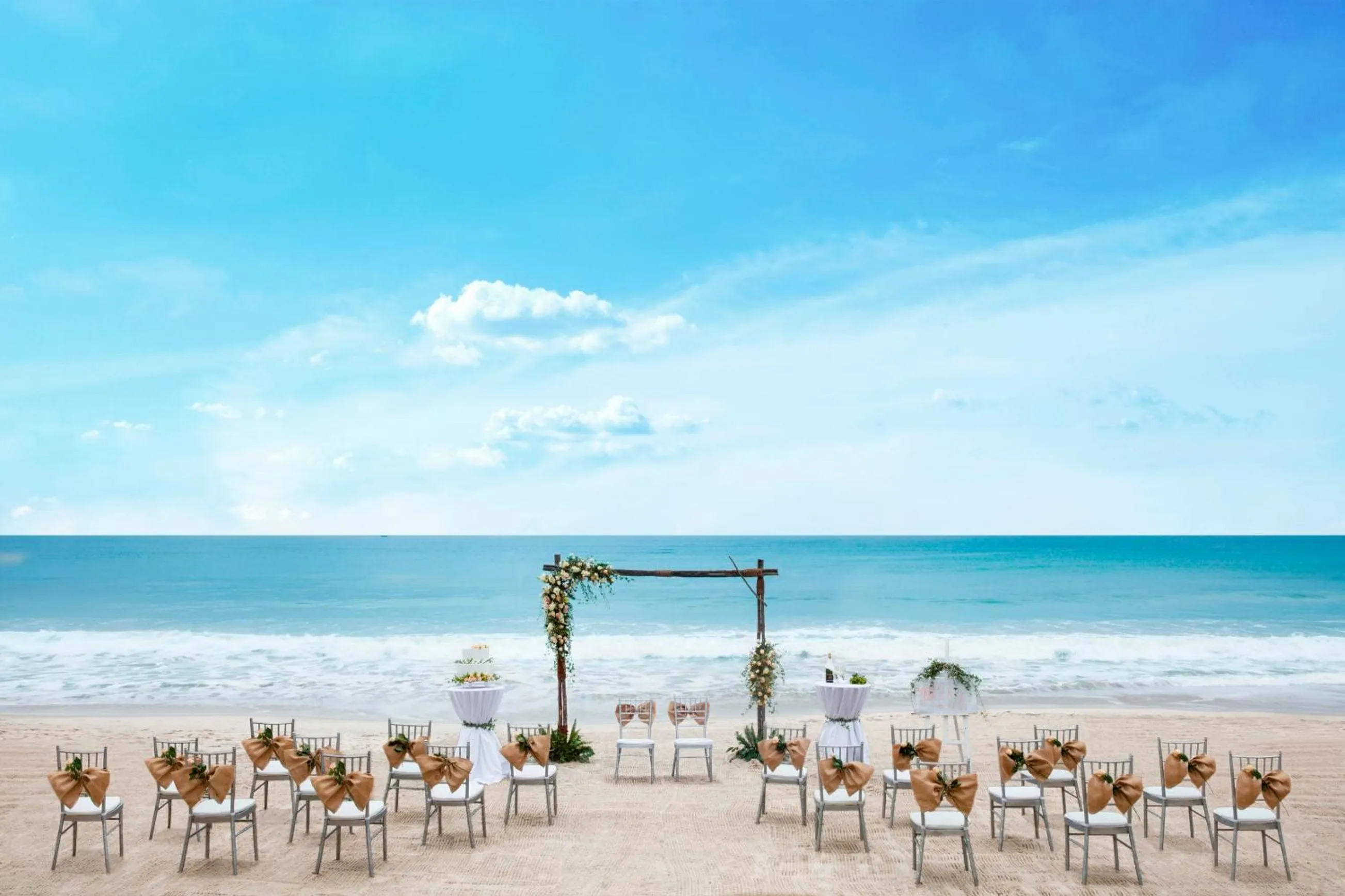 wedding in Sunrise Nha Trang Beach Hotel & Spa