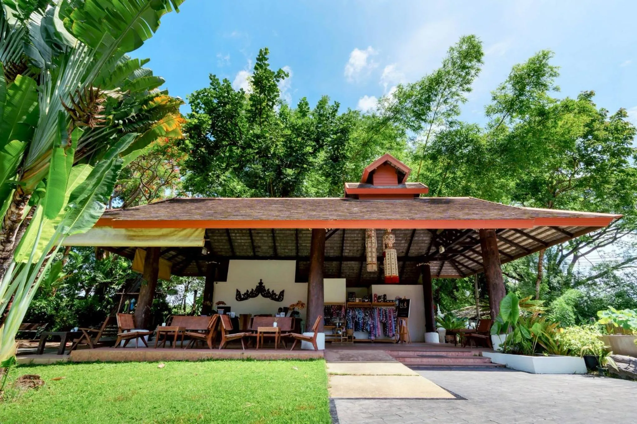 Lobby or reception in Lampang River Lodge