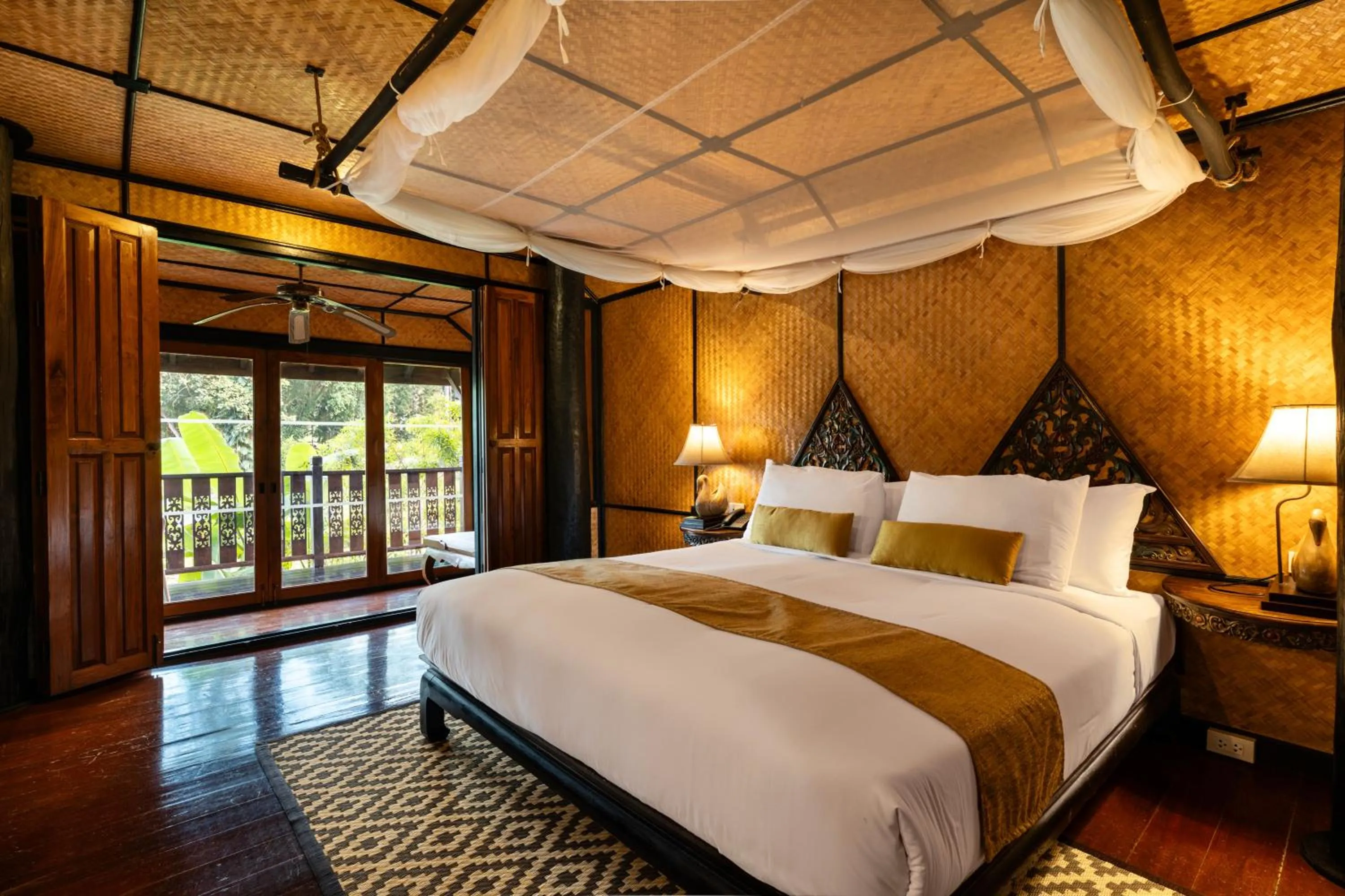 Photo of the whole room, Bed in Lampang River Lodge