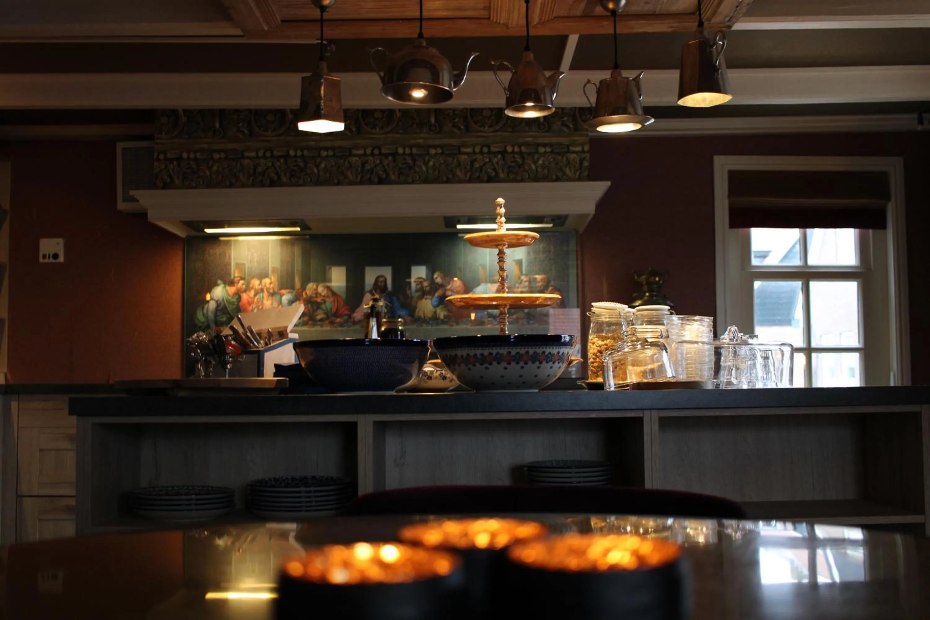 Food and drinks in Hotel West Inn