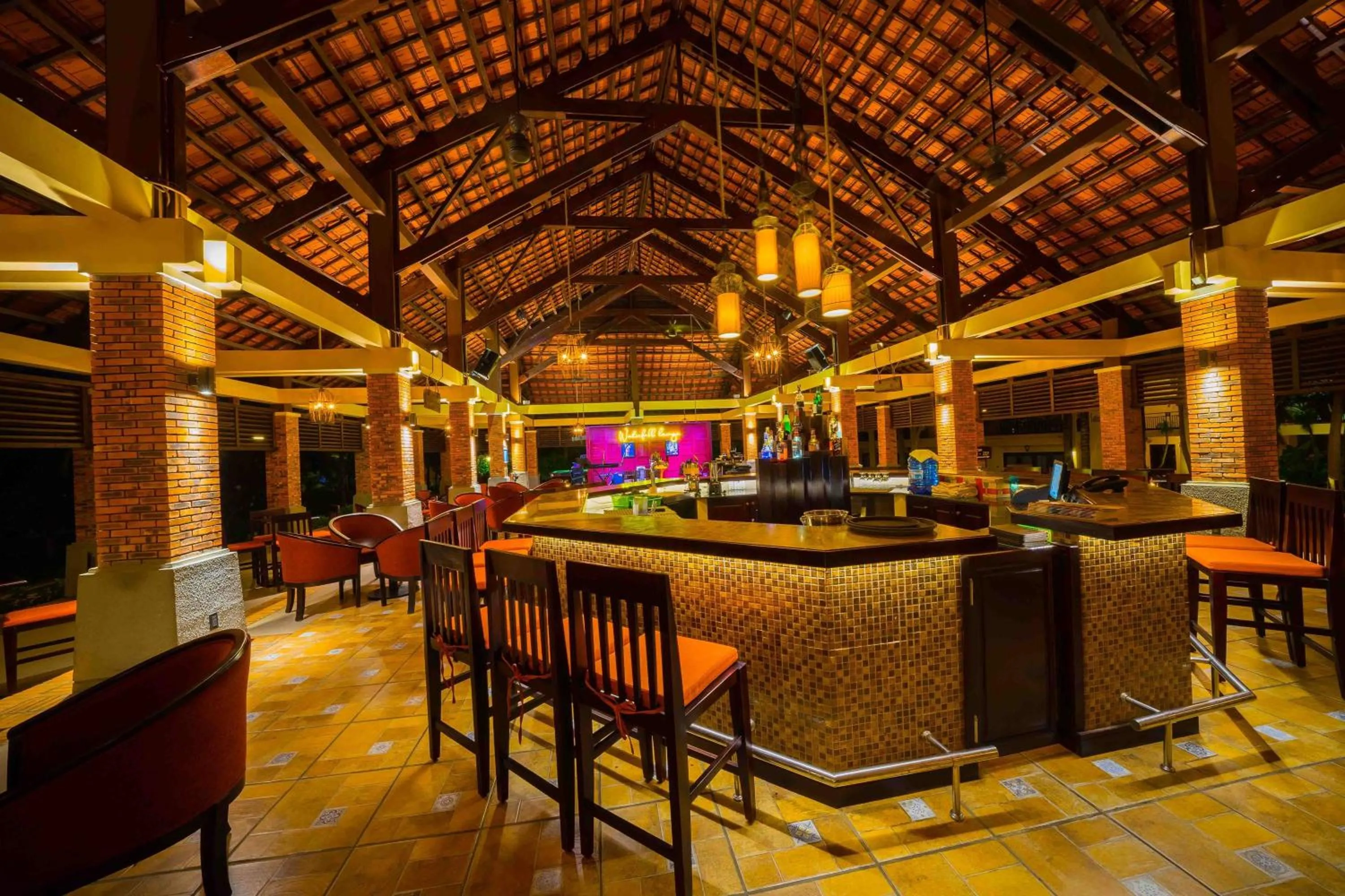 Lounge or bar in Pandanus Resort