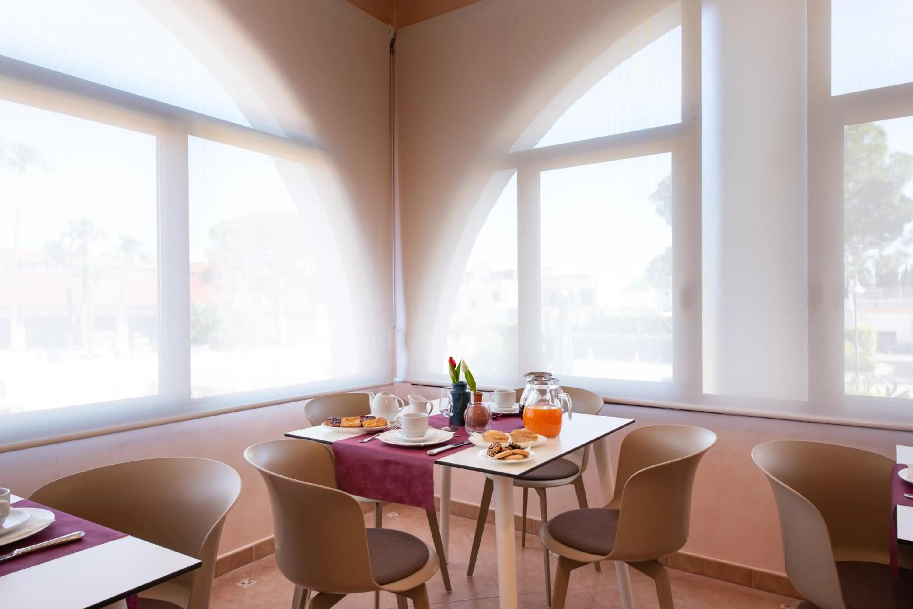 Restaurant/places to eat in Leone de Castris Wine Hotel