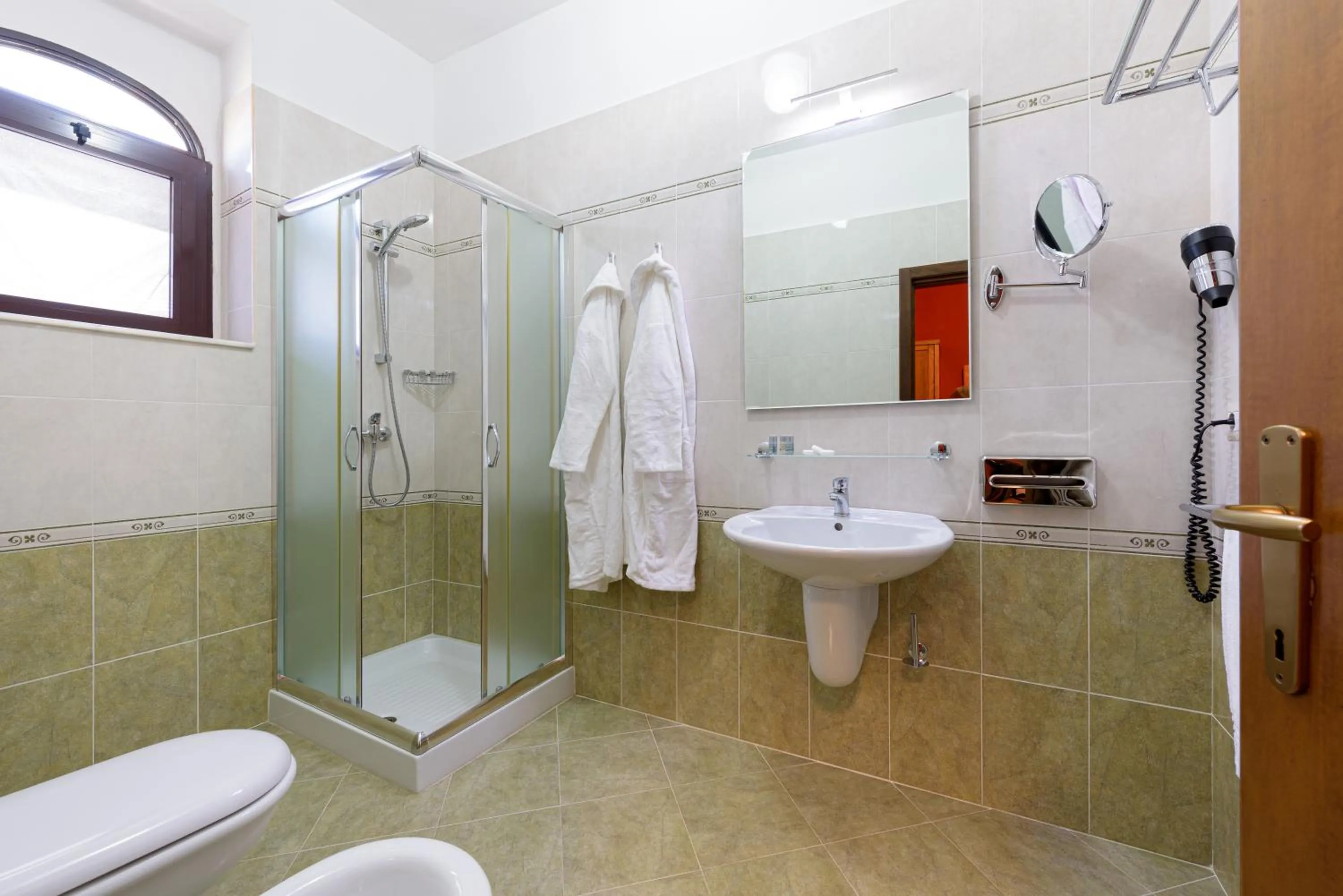 Bathroom in Leone de Castris Wine Hotel