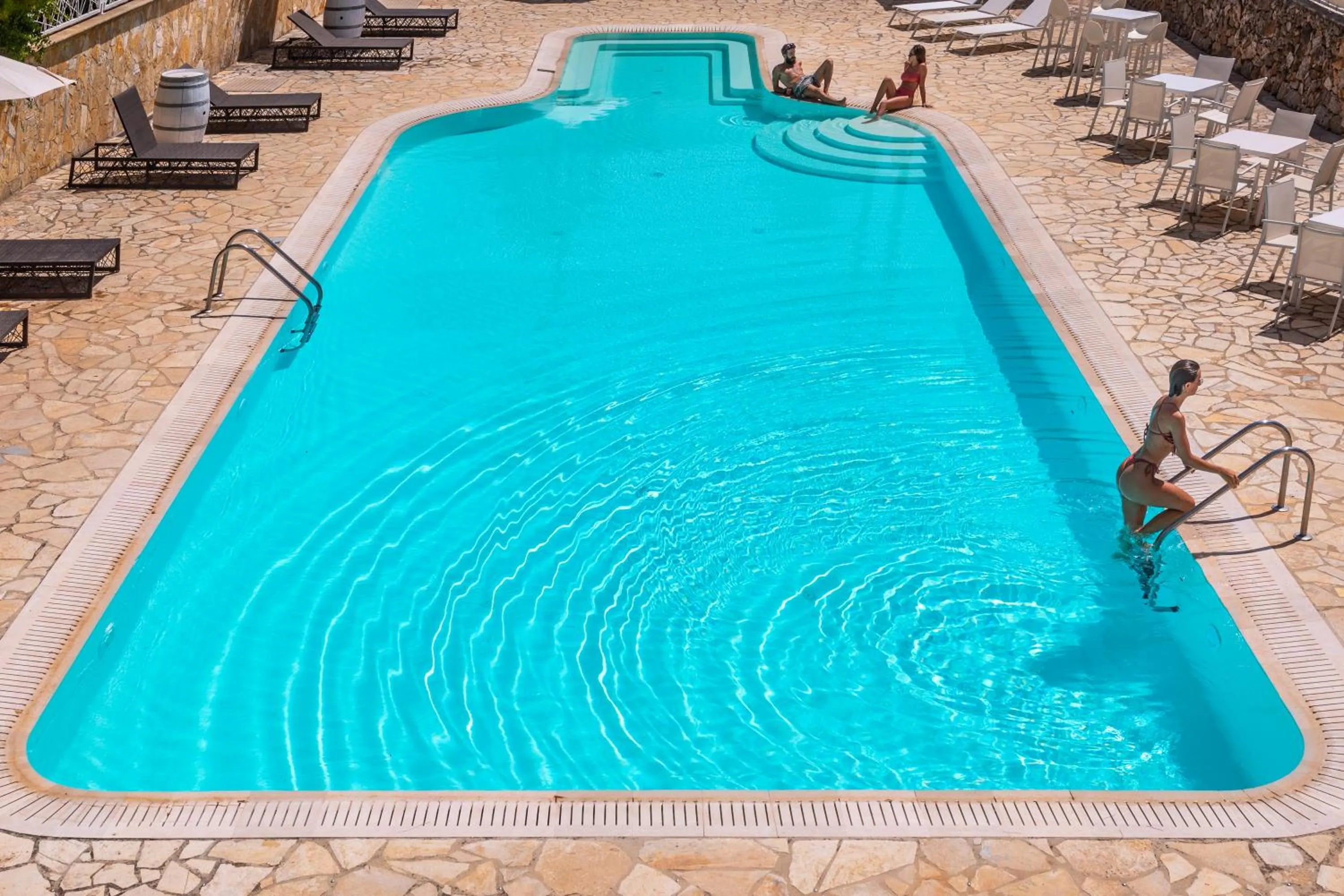 Swimming pool in Leone de Castris Wine Hotel