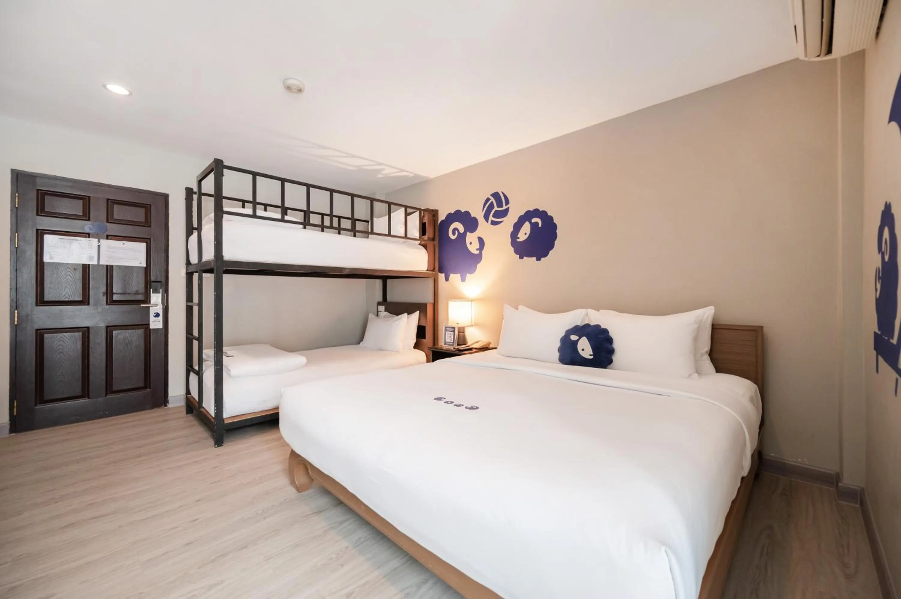 Bedroom, Bed in Kokotel Krabi Ao Nang