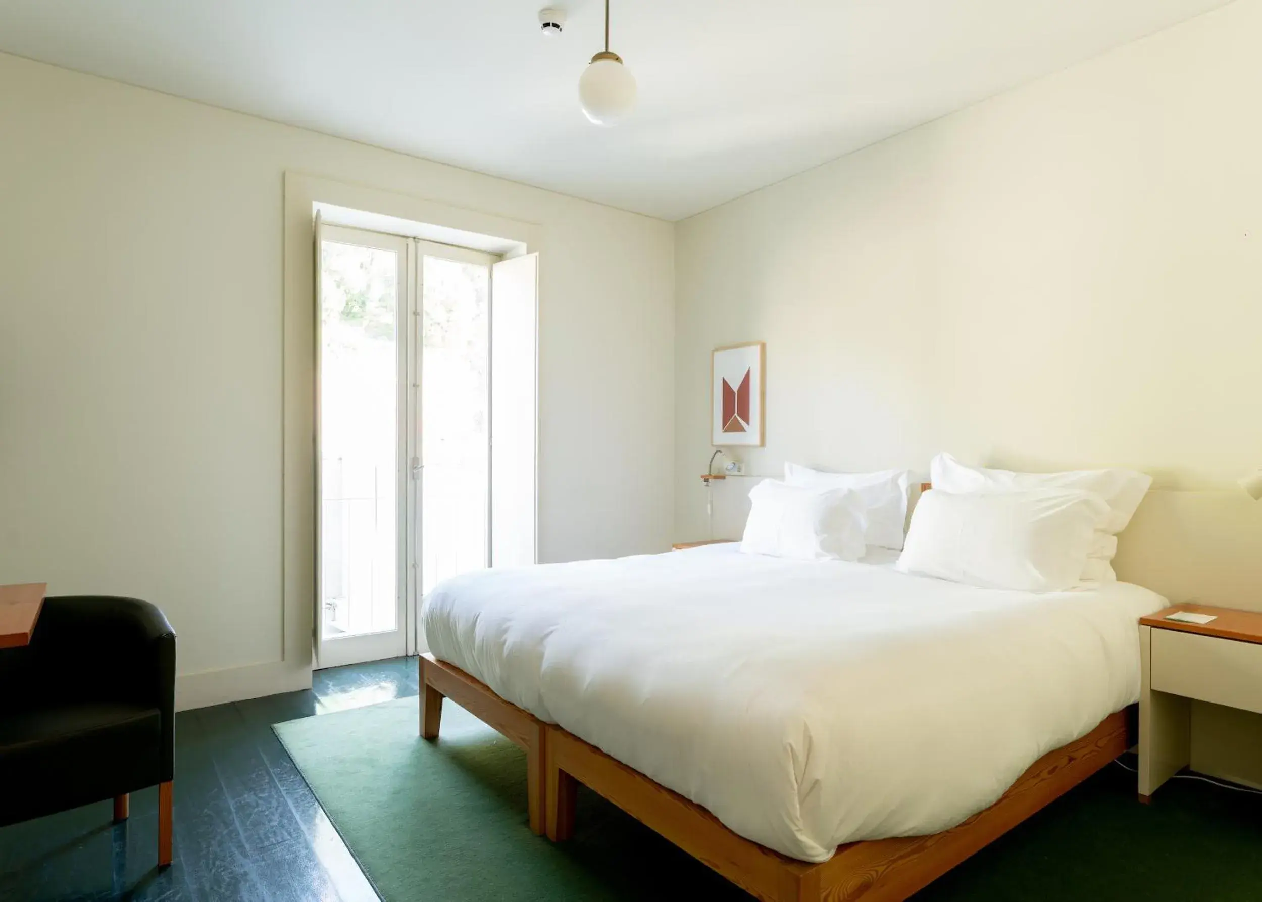 Double Room with Garden View - single occupancy in Duas Portas Townhouse Double Room with Garden View - single occupancy in Duas Portas Townhouse