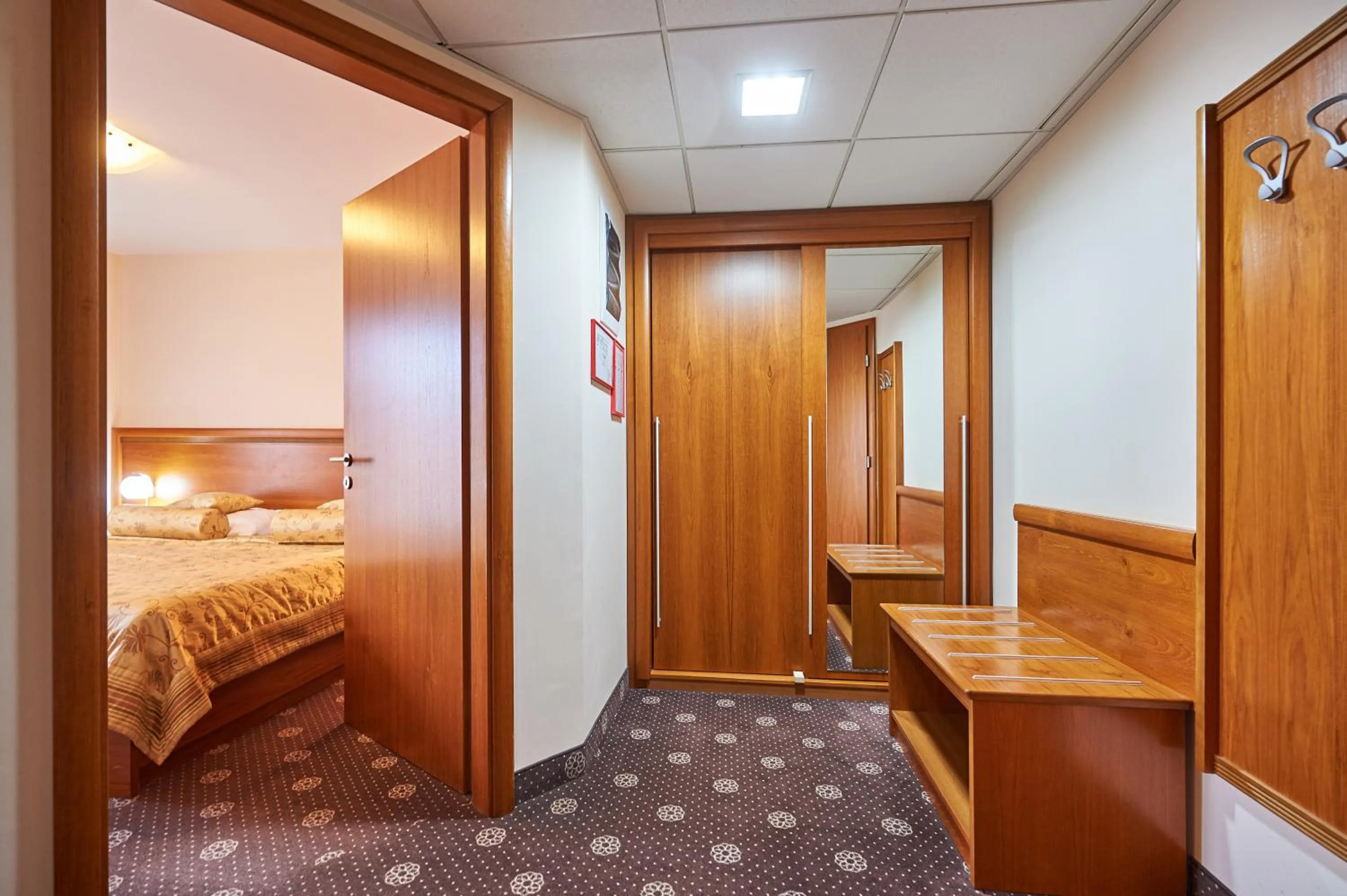 Bedroom in Hotel Korosica