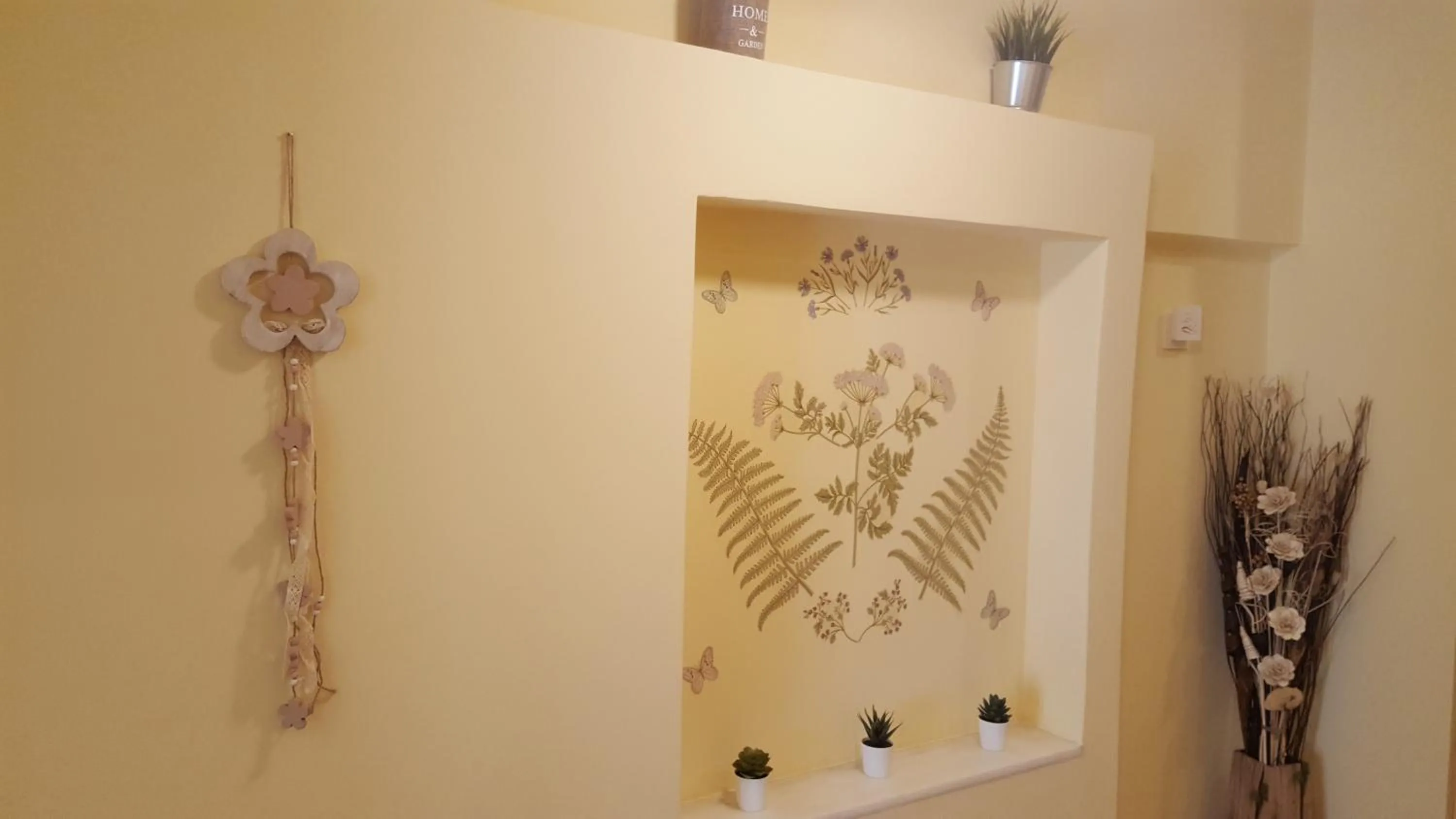 Decorative detail in Zoe's Studio