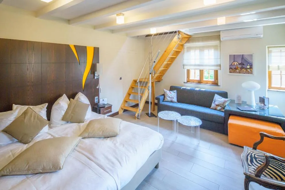 Photo of the whole room, Bed in Hotel - Restaurant Le Cerf & Spa