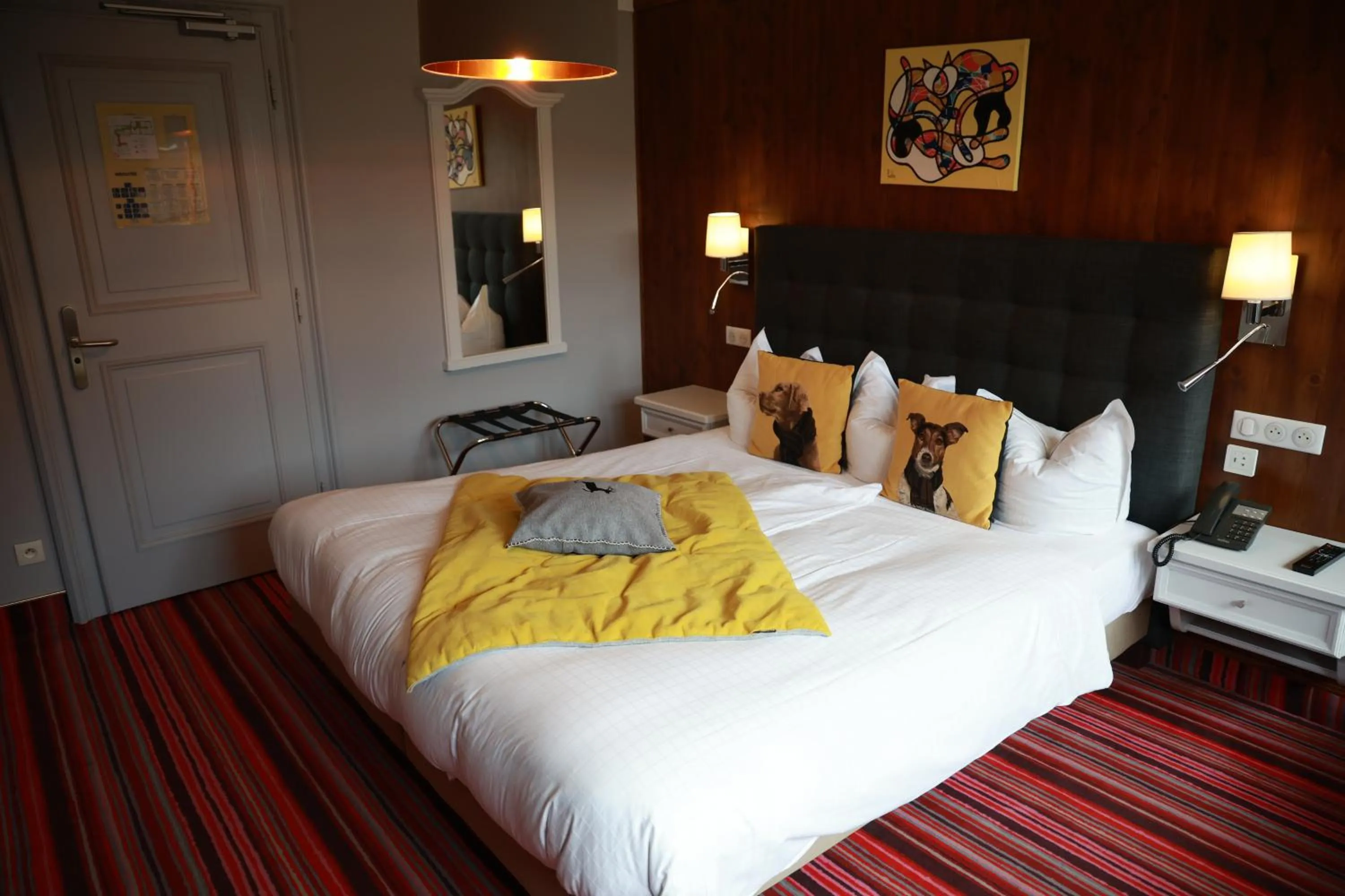 Bedroom, Bed in Hotel - Restaurant Le Cerf & Spa