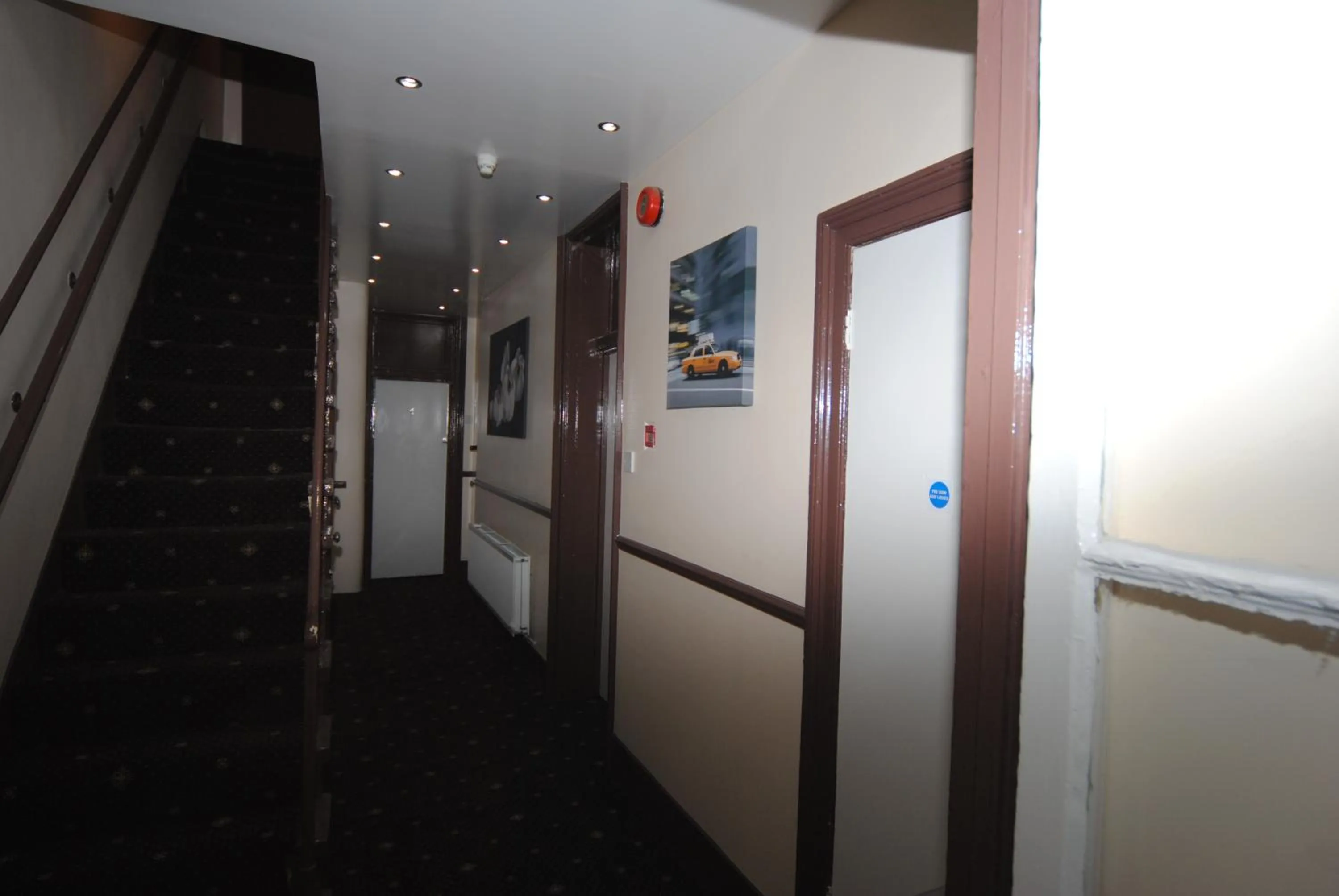 Photo of the whole room in Tony's House Hotel