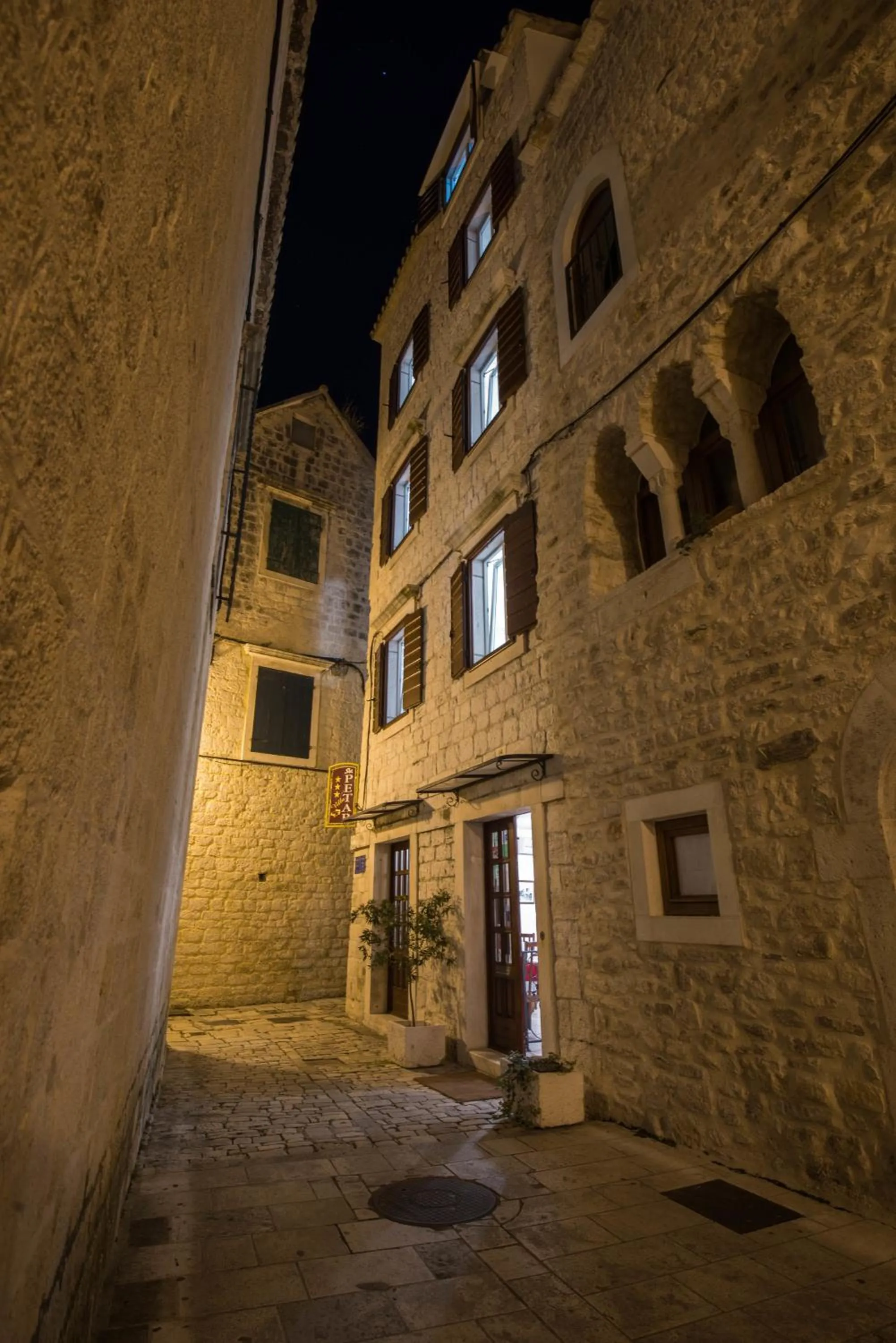 Facade/entrance in Villa Sv. Petar
