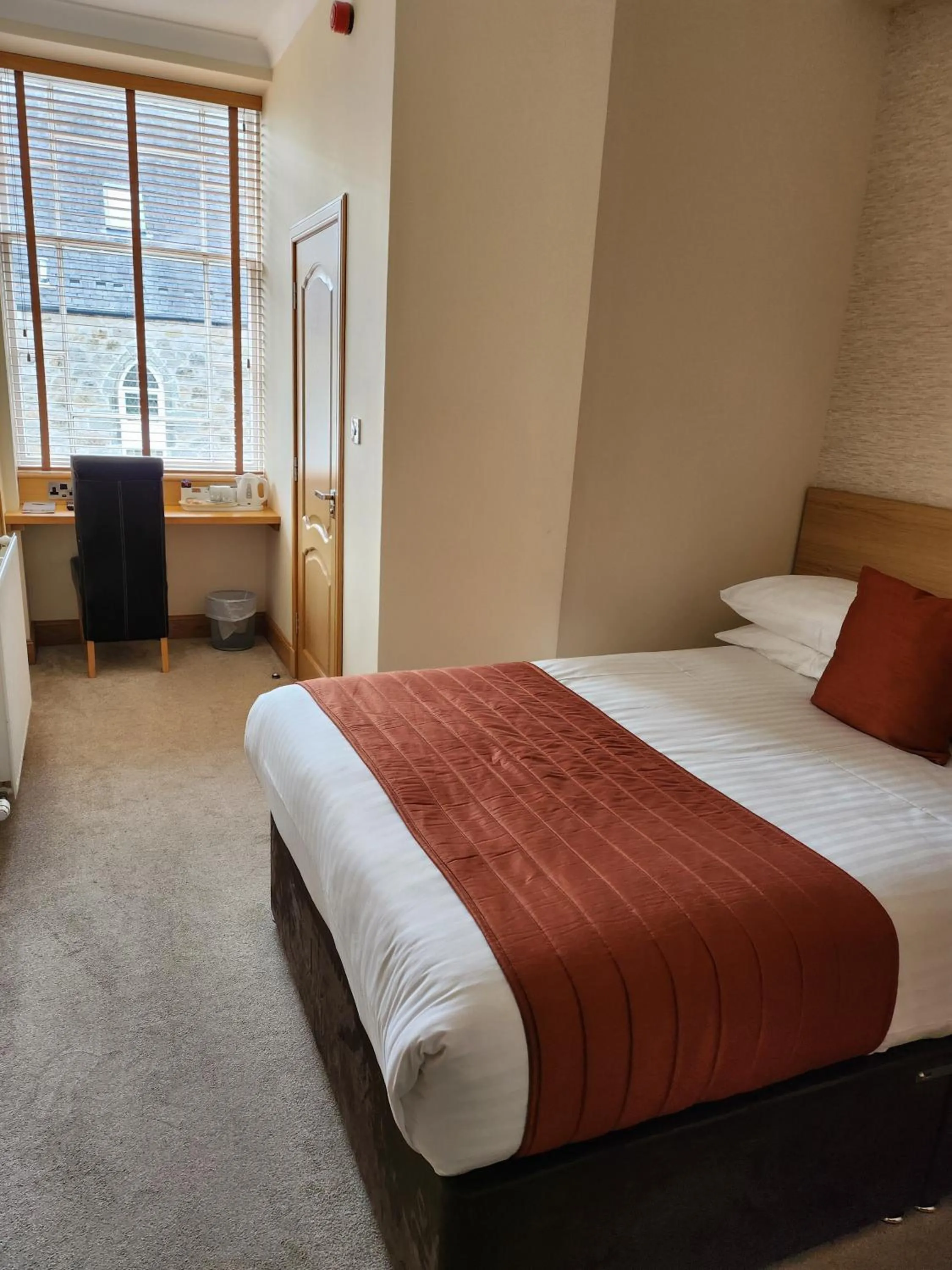 Bed in Victoria Hotel