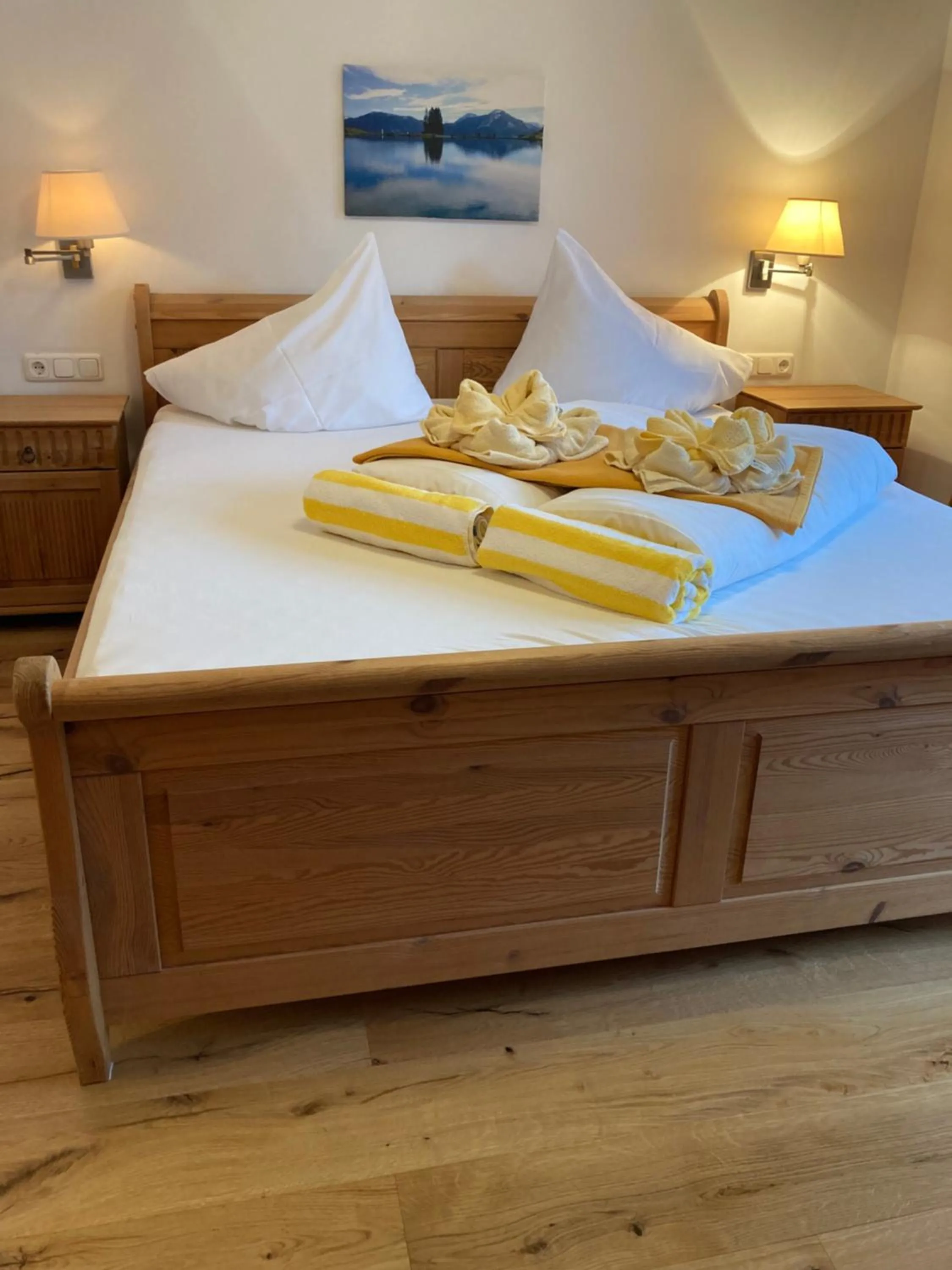 Photo of the whole room, Bed in Skirast - Kirchberg