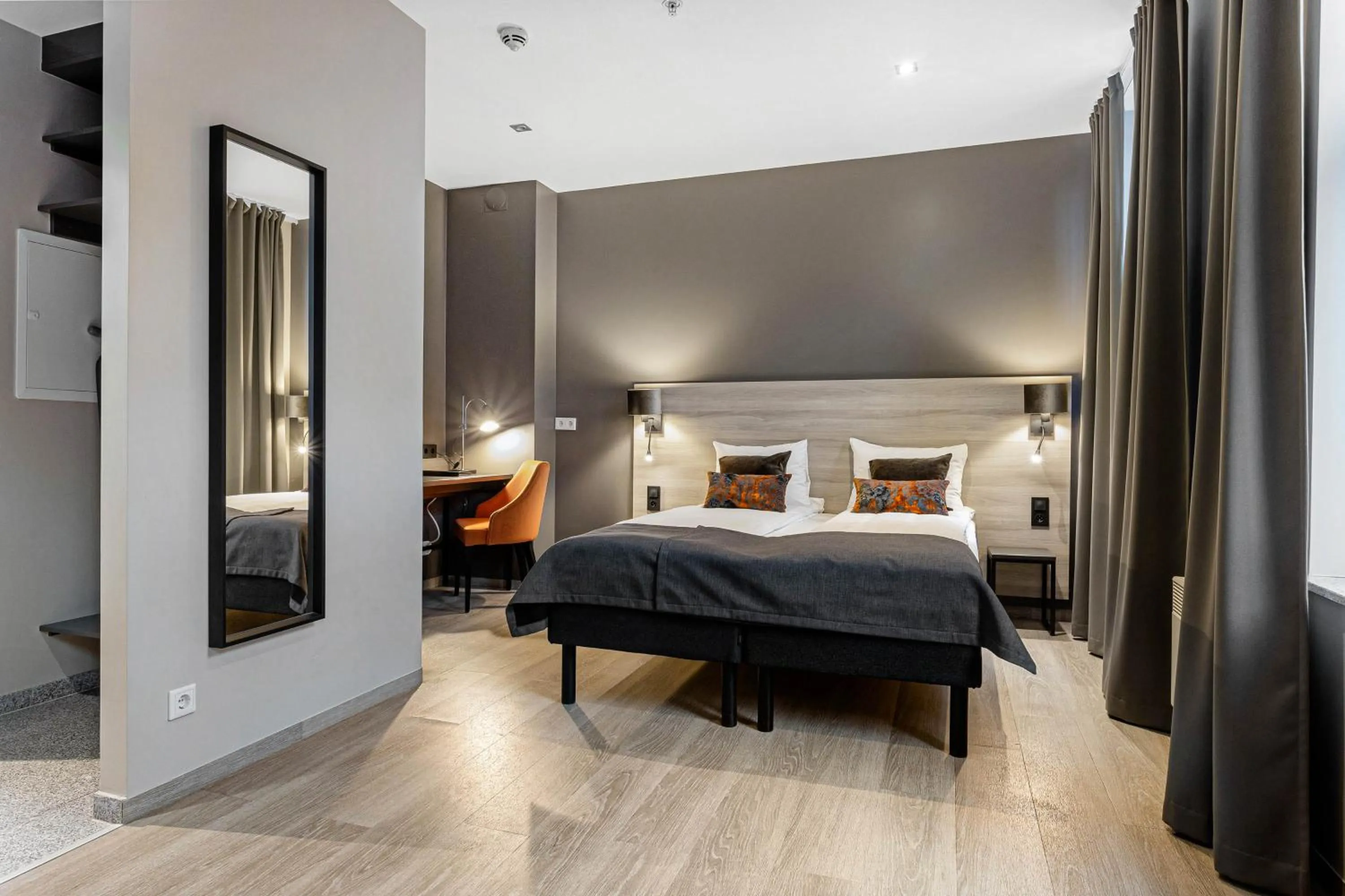 Bedroom in Best Western Plus City Hotel