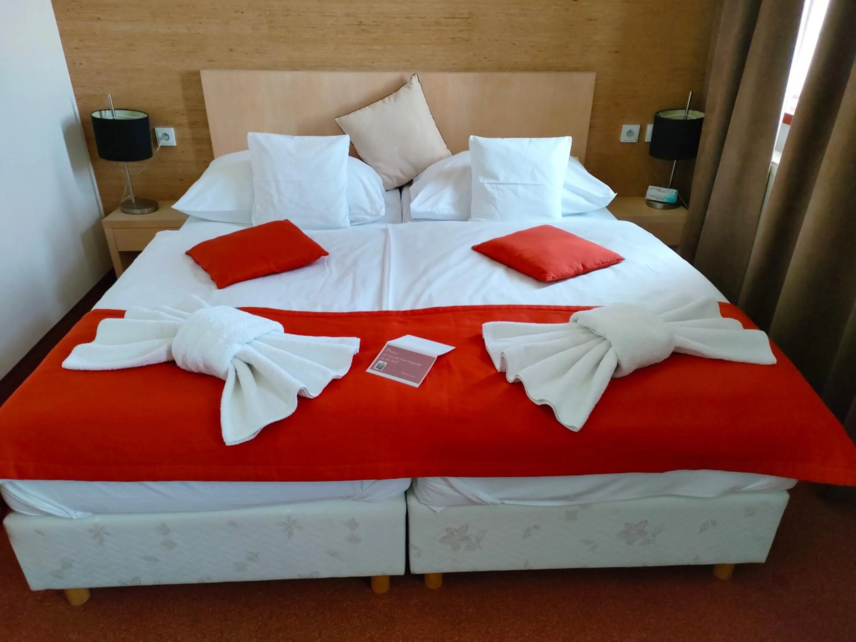 Bedroom, Bed in Hotel Peklo