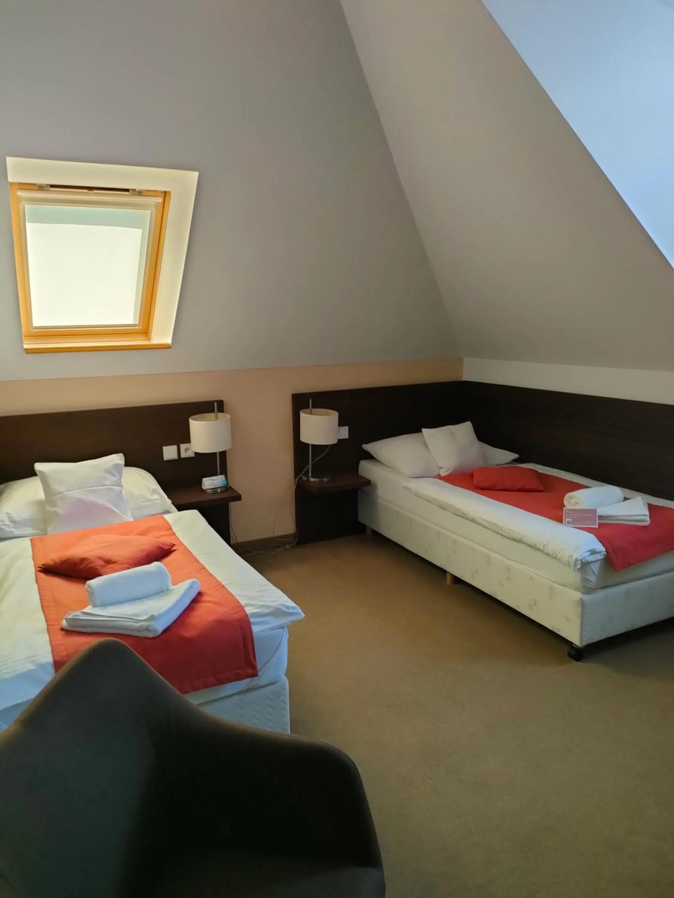 Bedroom, Bed in Hotel Peklo