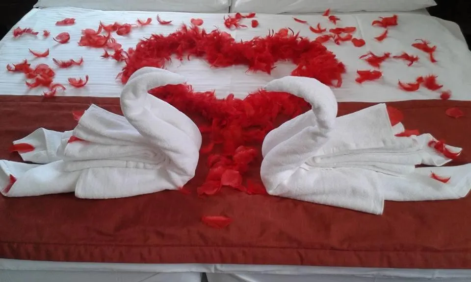 Bedroom, Bed in Hotel Peklo