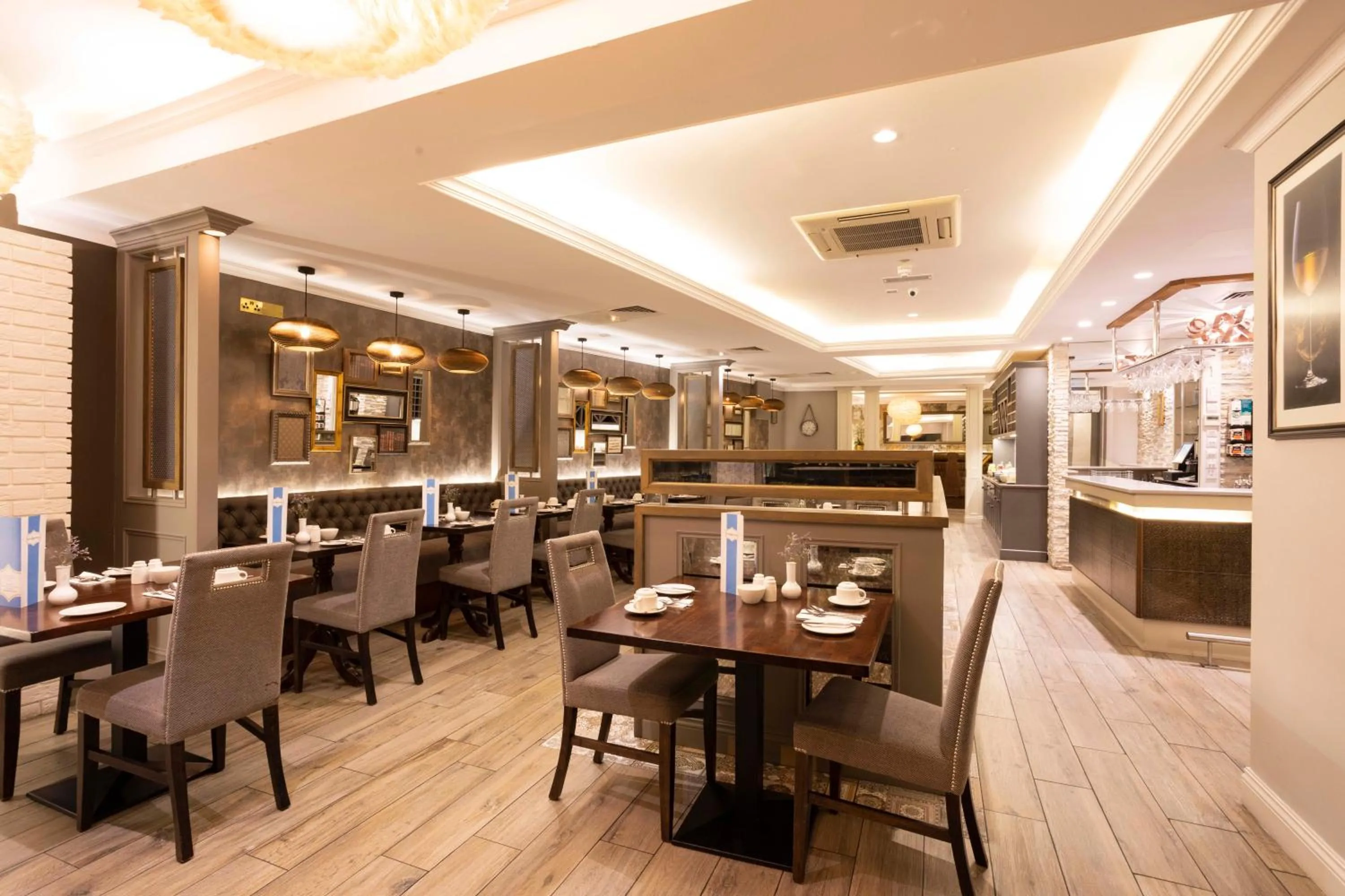 Restaurant/places to eat in Schull Harbour Hotel & Leisure Centre