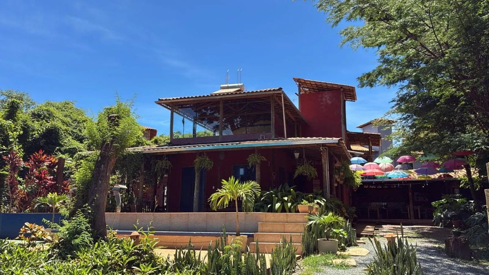 A Mi Manera Pousada , cerveja própria e Bistrô !