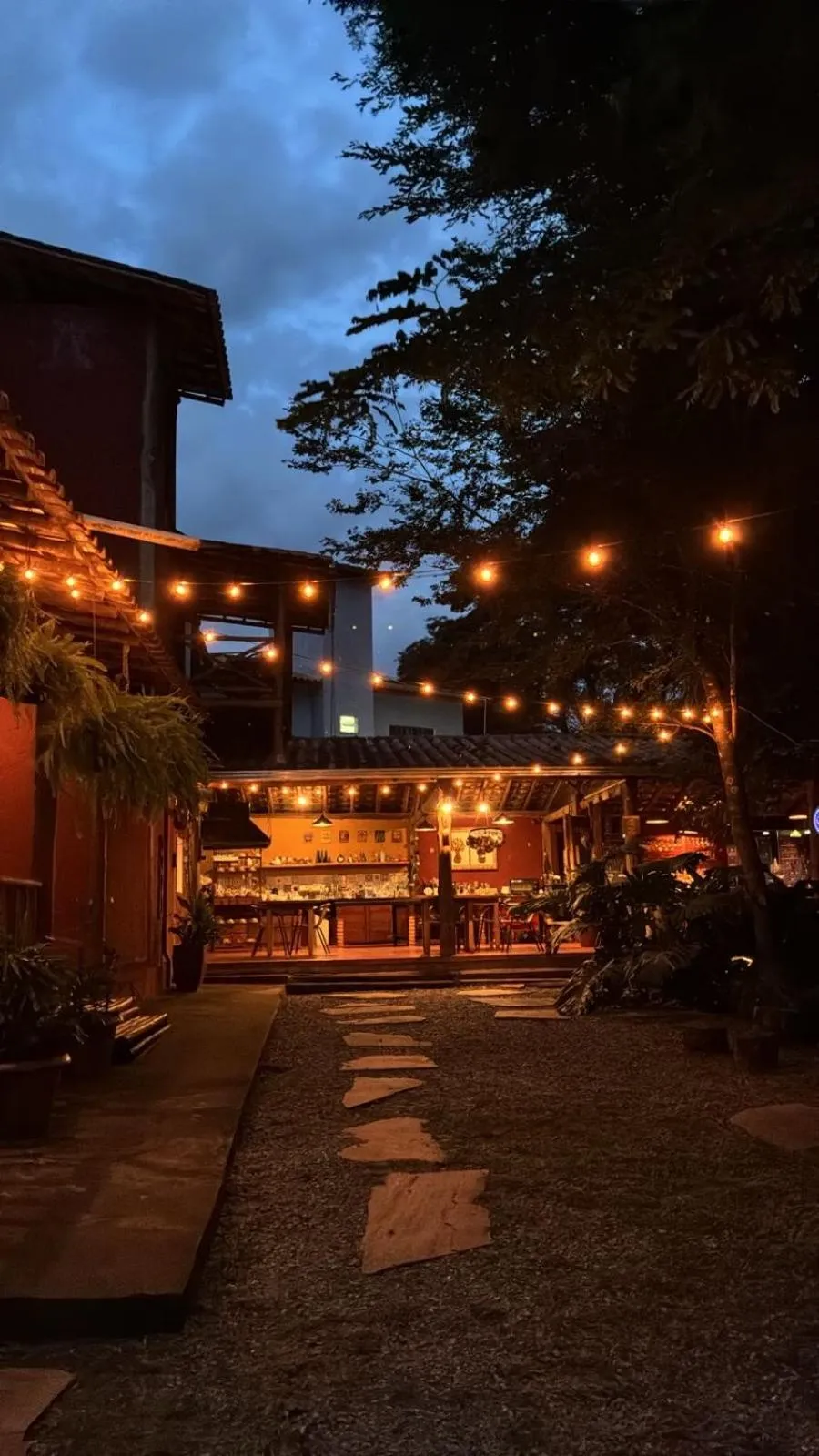 A Mi Manera Pousada , cerveja própria e Bistrô !