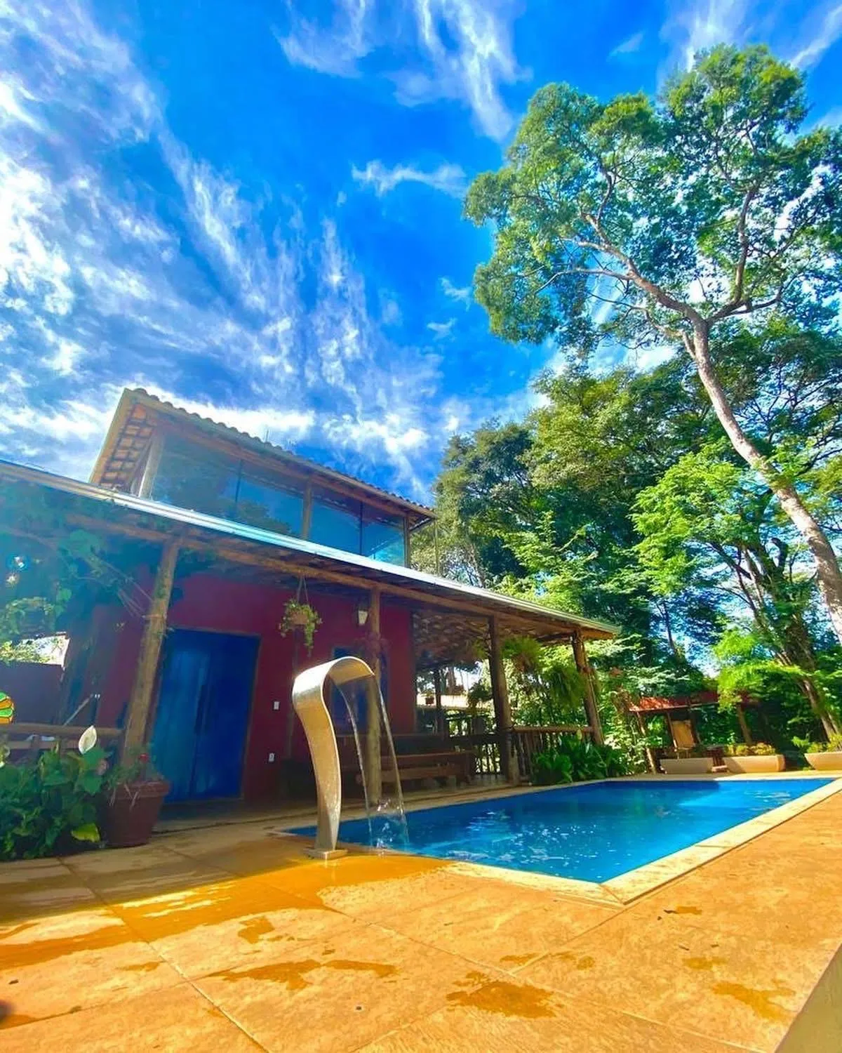 A Mi Manera Pousada , cerveja própria e Bistrô !