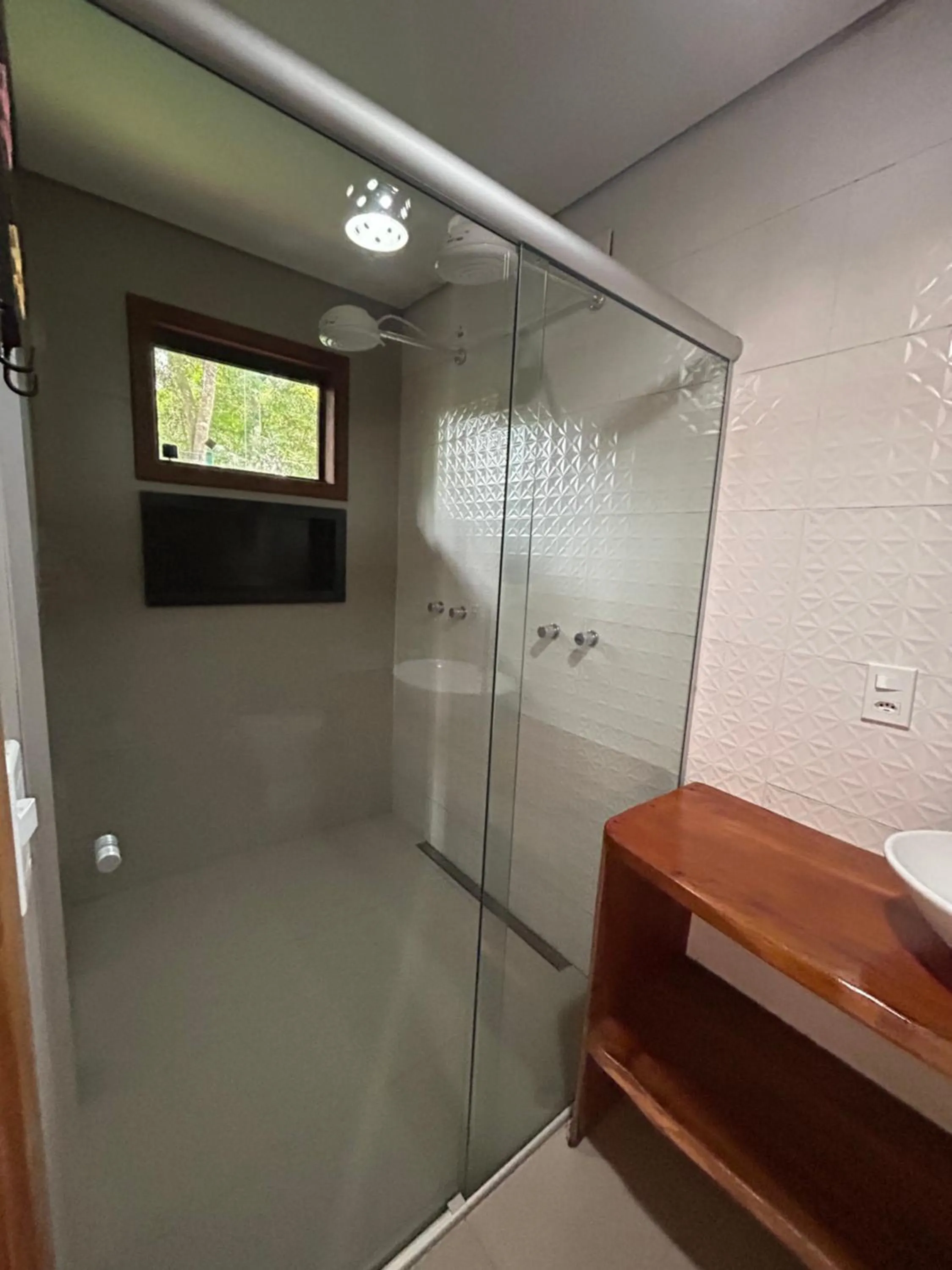 A Mi Manera Pousada , cerveja própria e Bistrô !