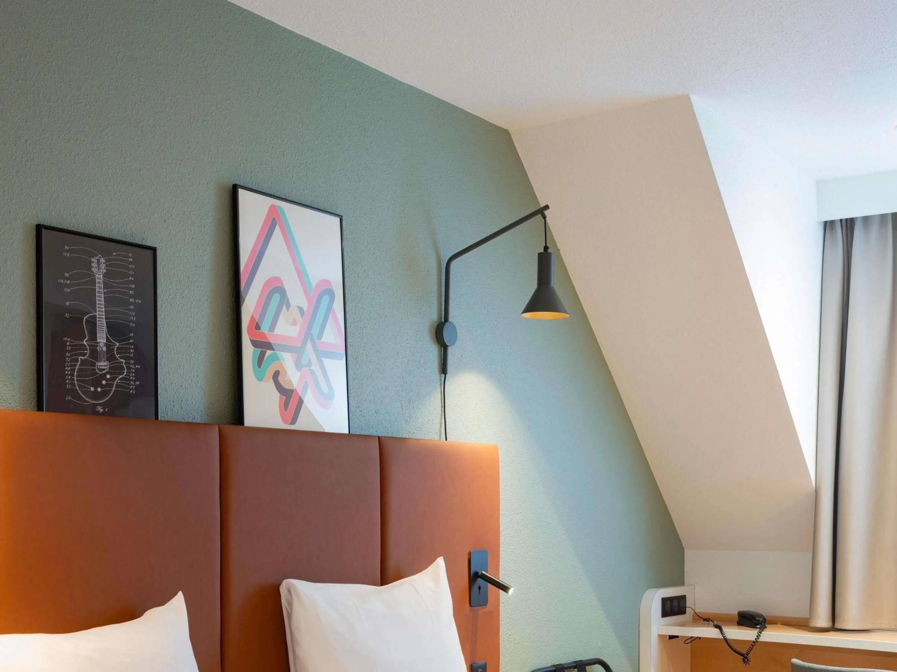 Bedroom in ibis Bayeux Port En Bessin