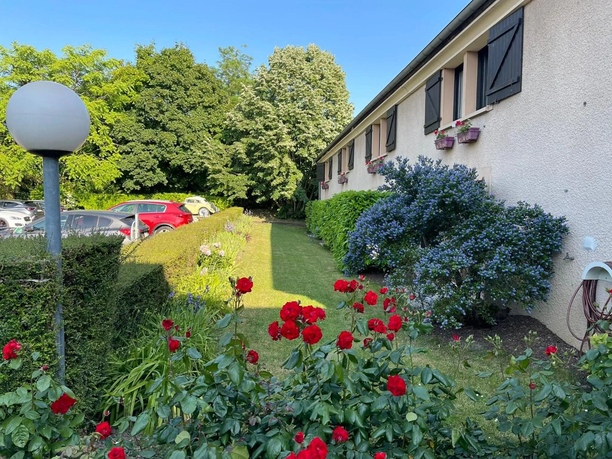 Property building in Kyriad Epernay