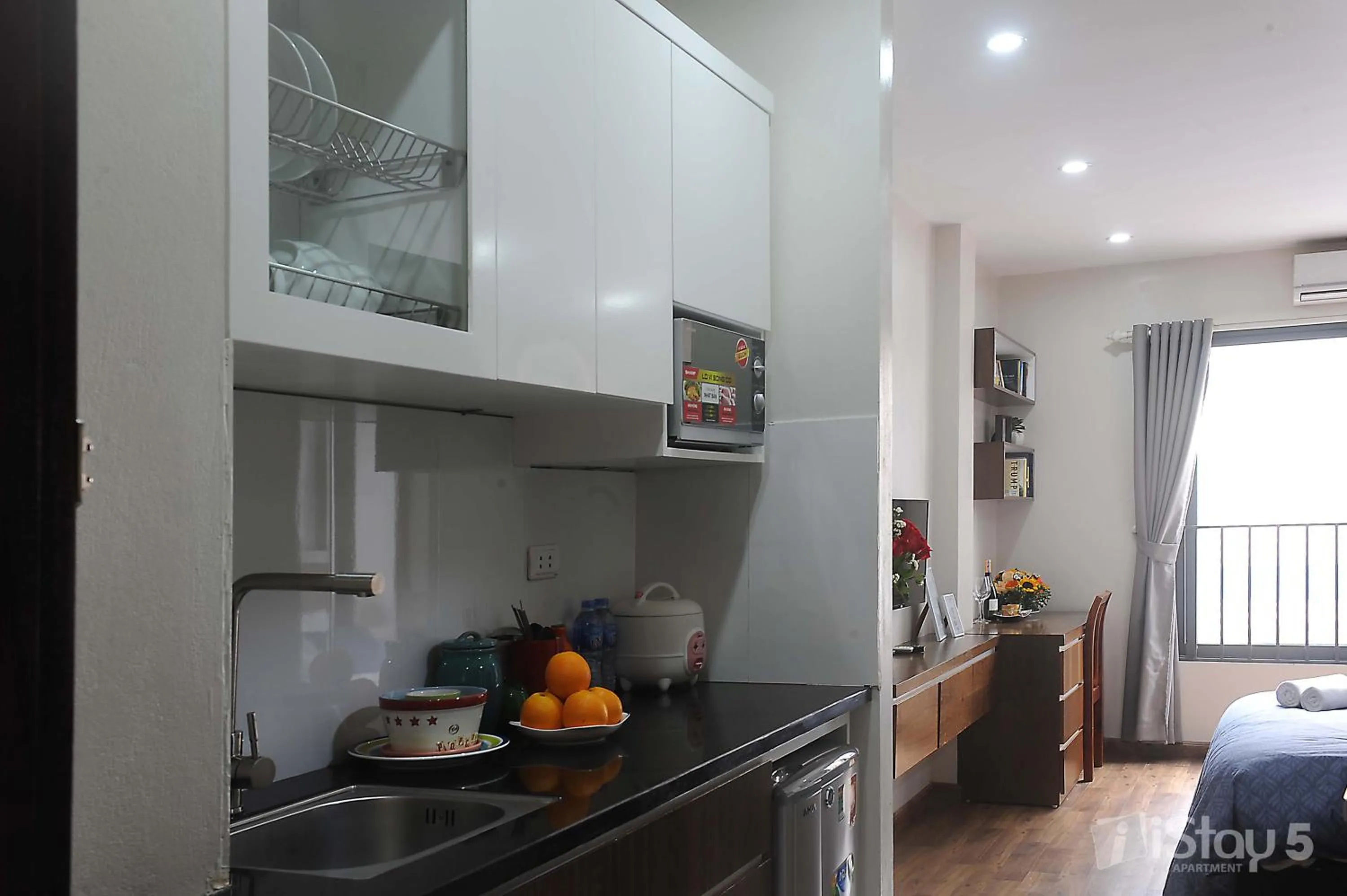 Kitchen or kitchenette, Bed in ISTAY Hotel Apartment 5