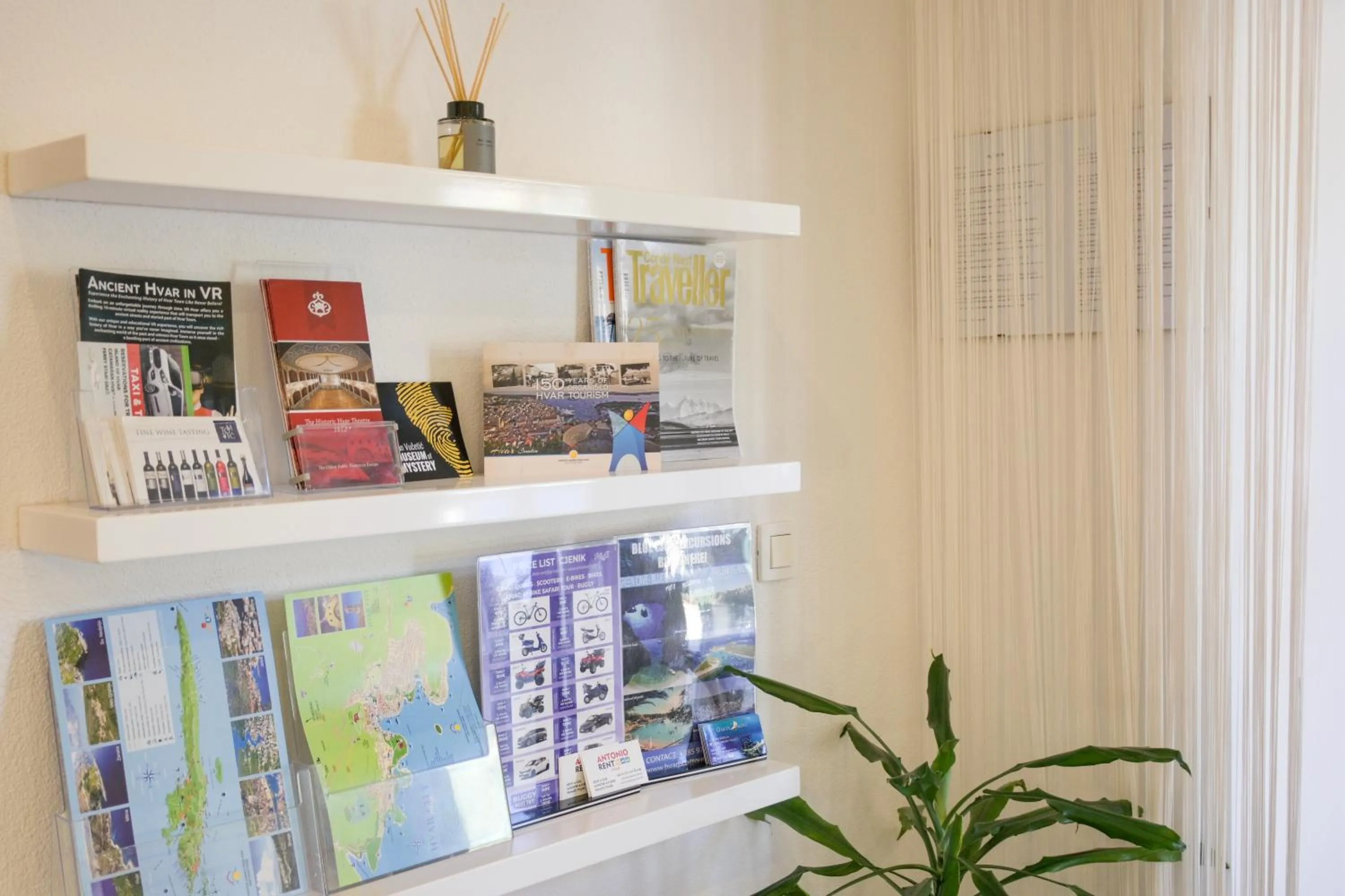 Lobby or reception in Hotel Fortuna