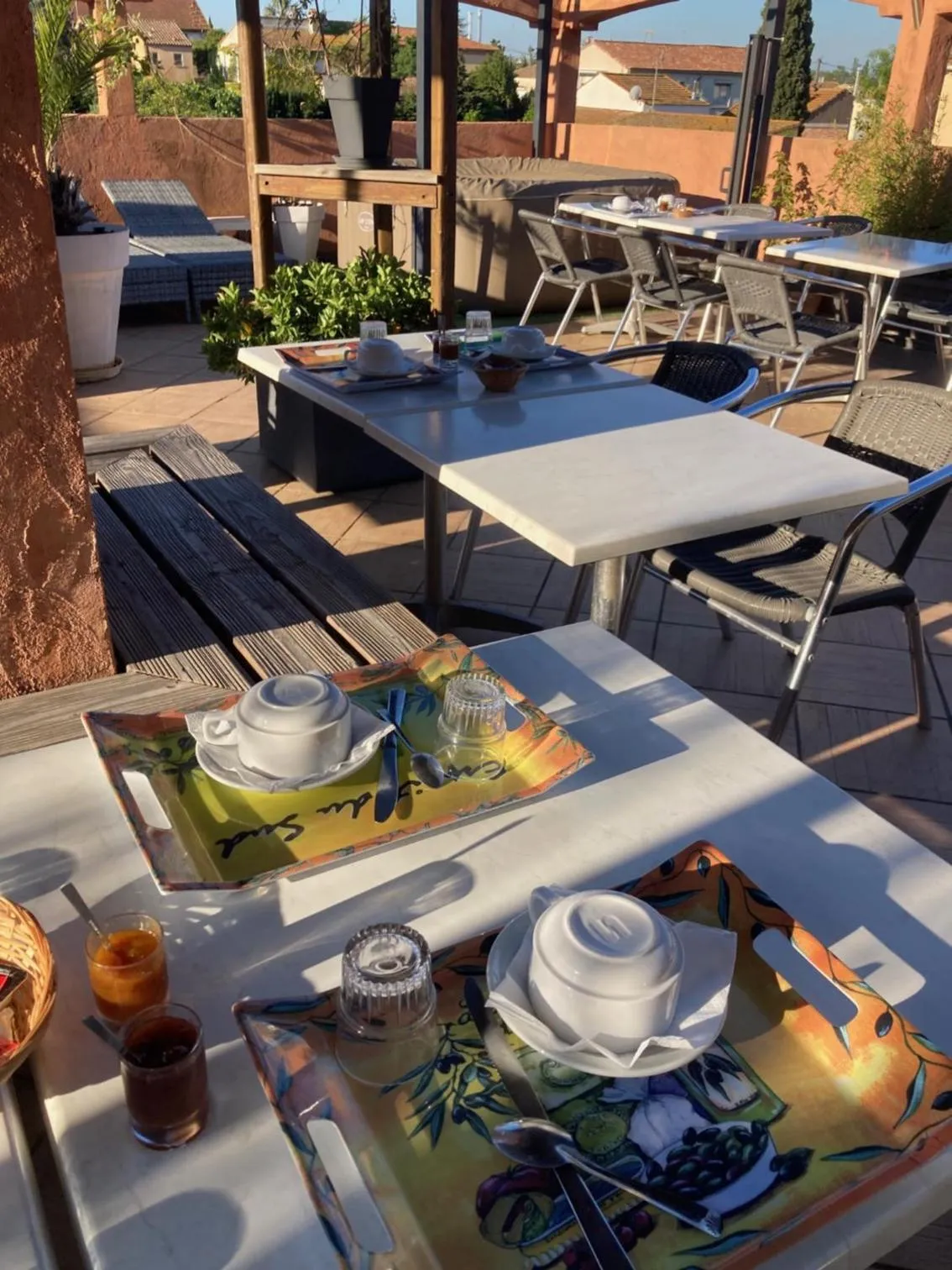 Patio in Hôtel Le Gambetta