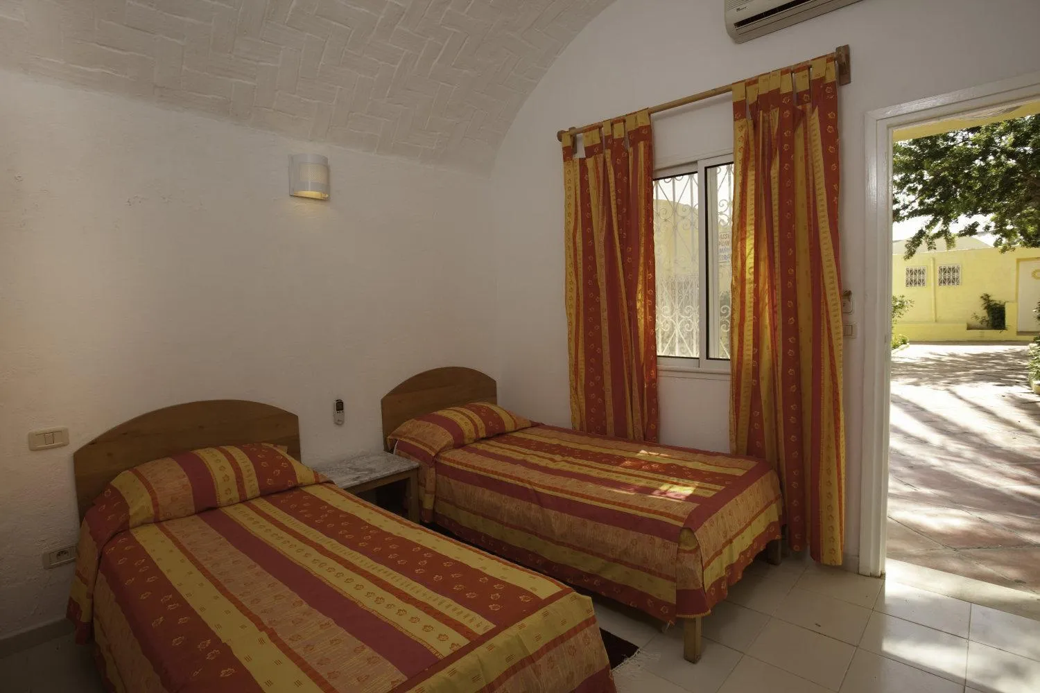 Bed in Samira Club Family and couples only