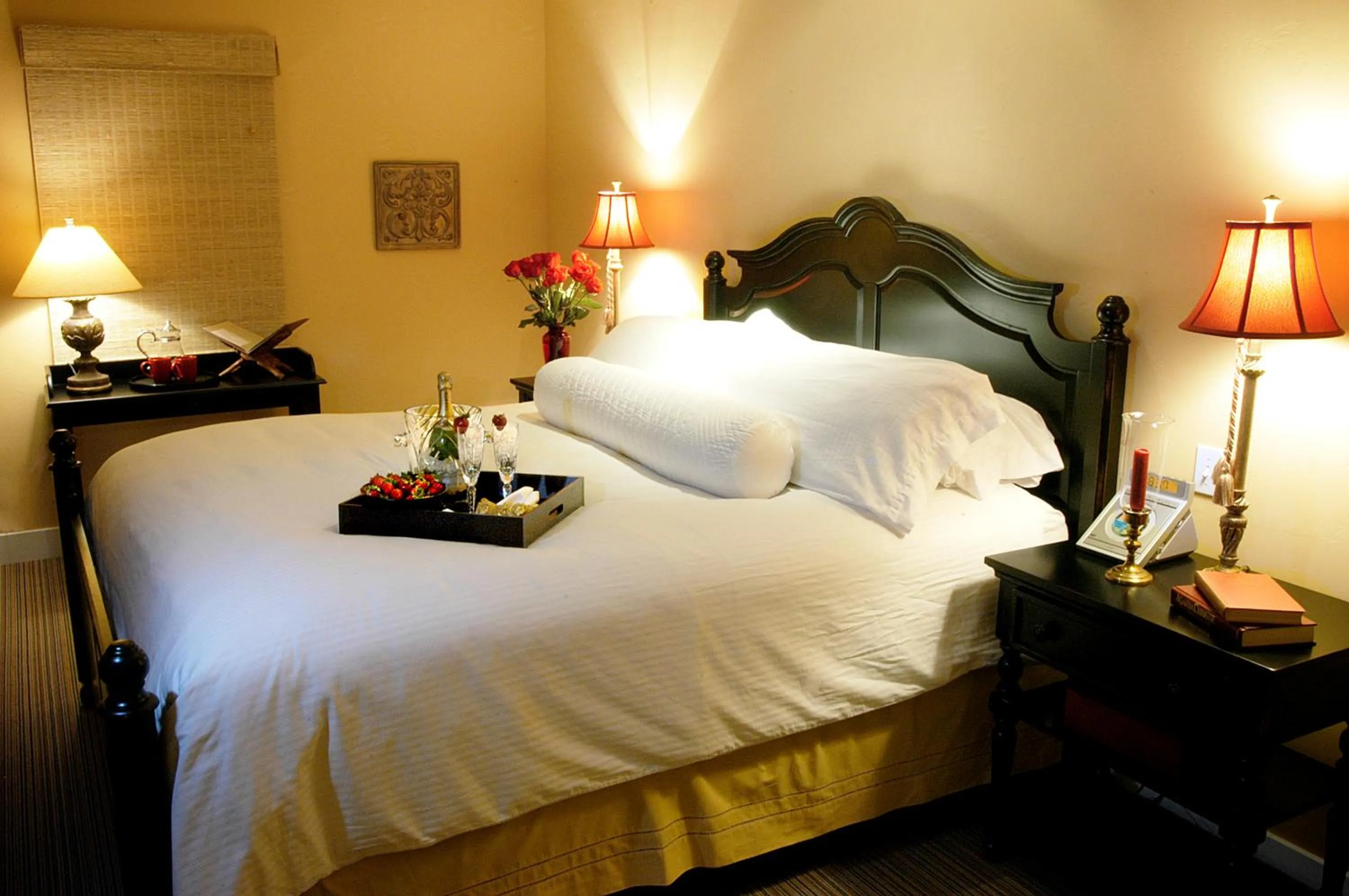 Bedroom, Bed in Su Nido Inn