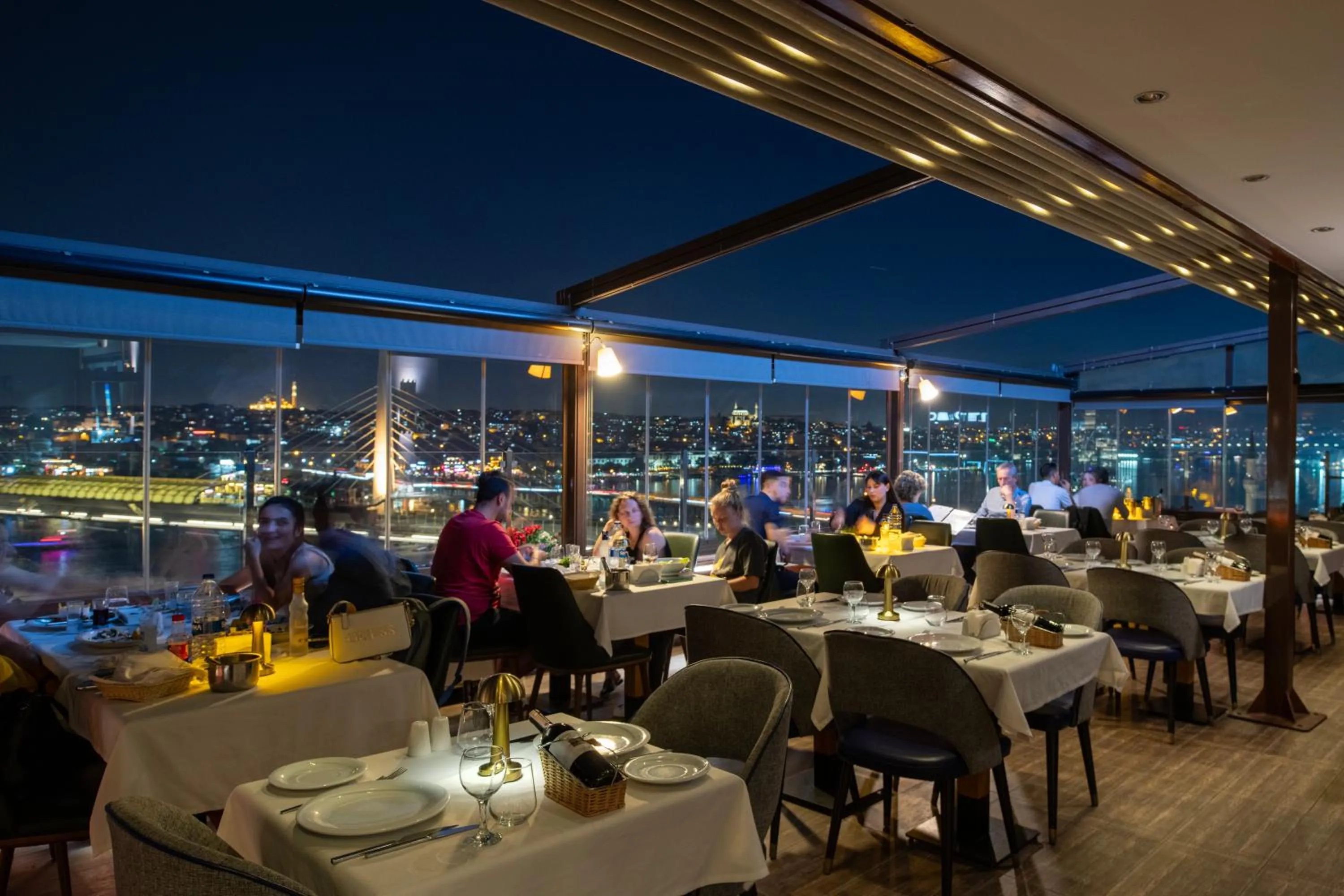 Restaurant/places to eat in Istanbul Golden City Hotel