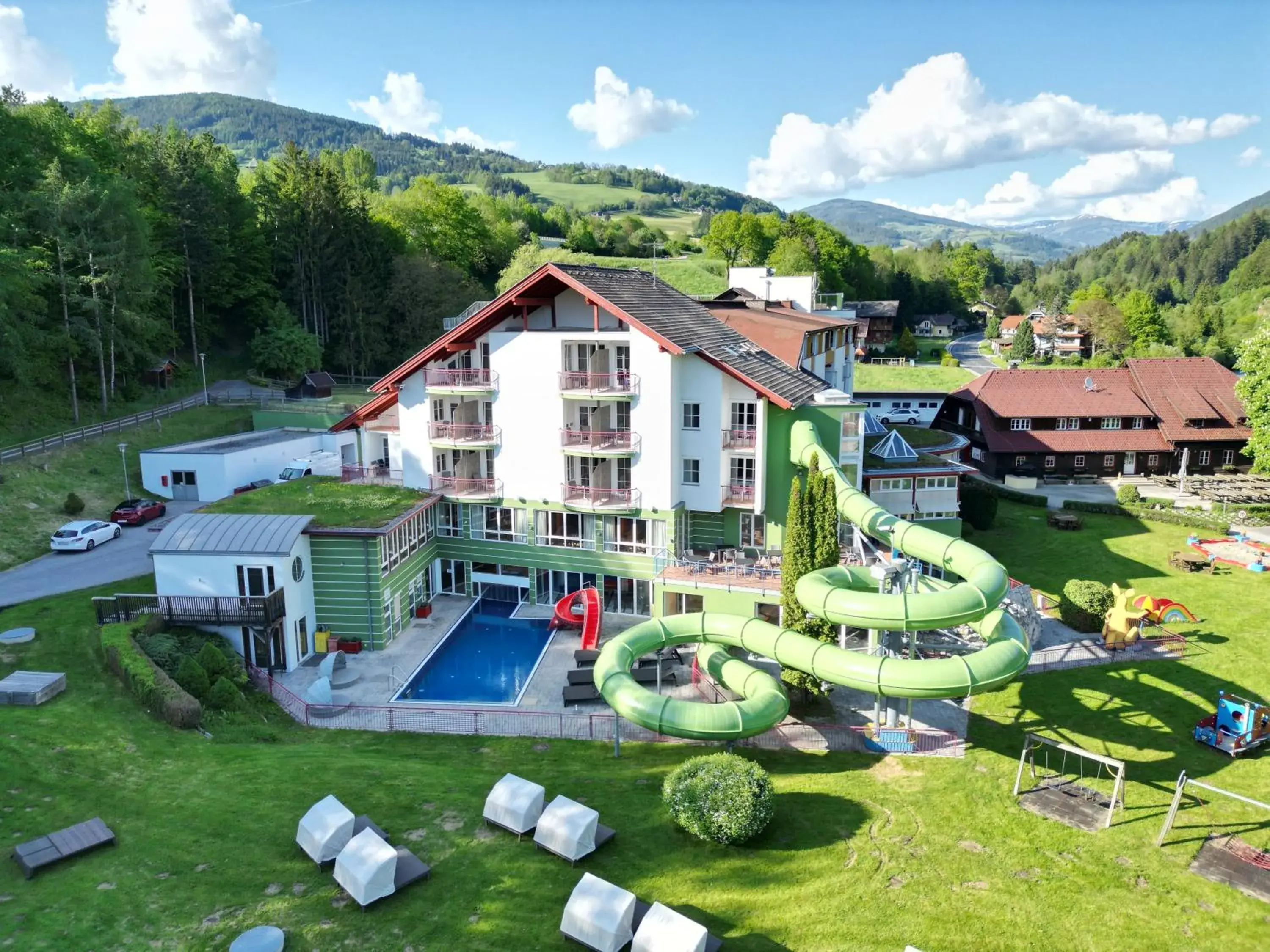 Familienhotel Trebesingerhof Familienhotel Trebesingerhof