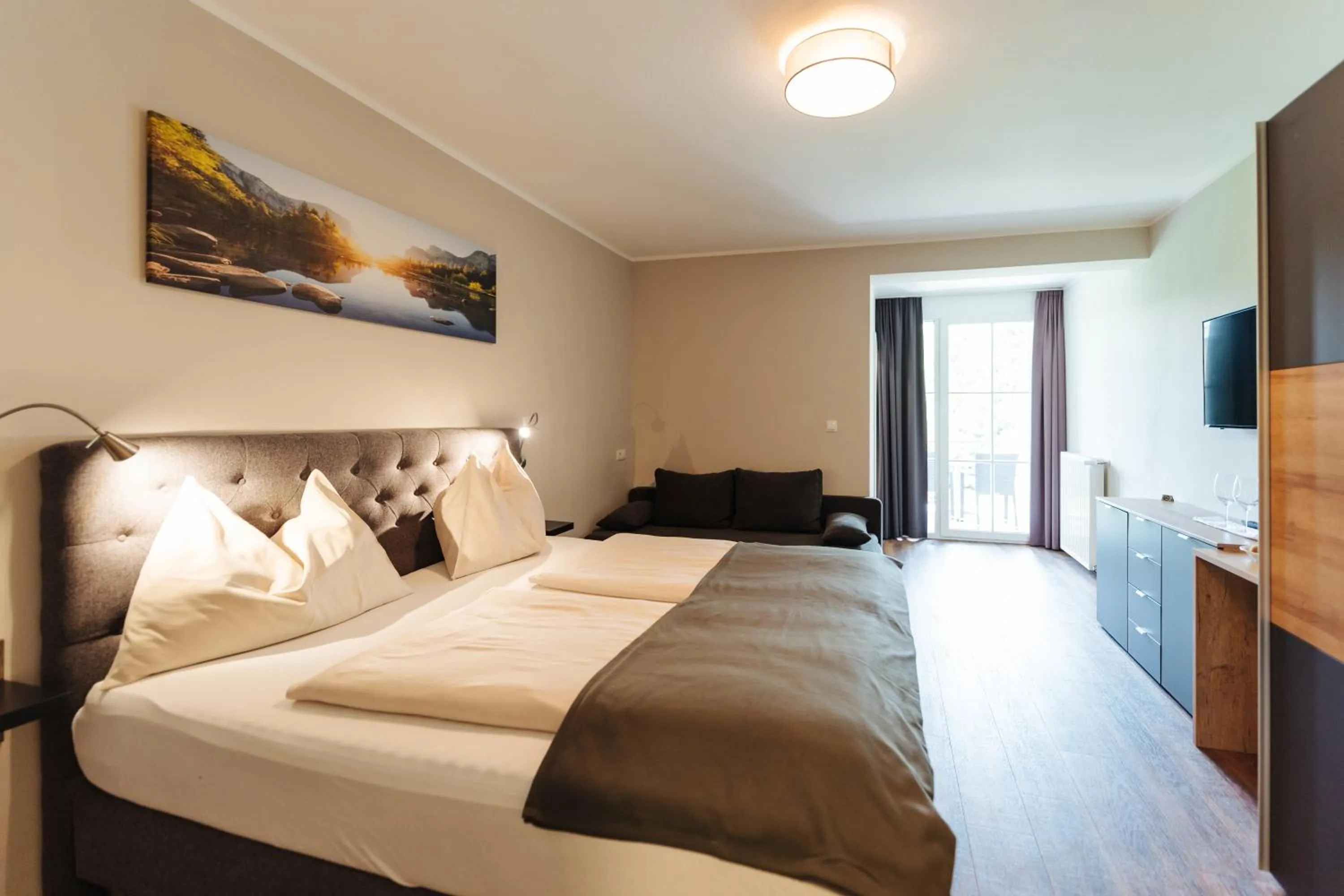 Photo of the whole room, Bed in Familienhotel Trebesingerhof