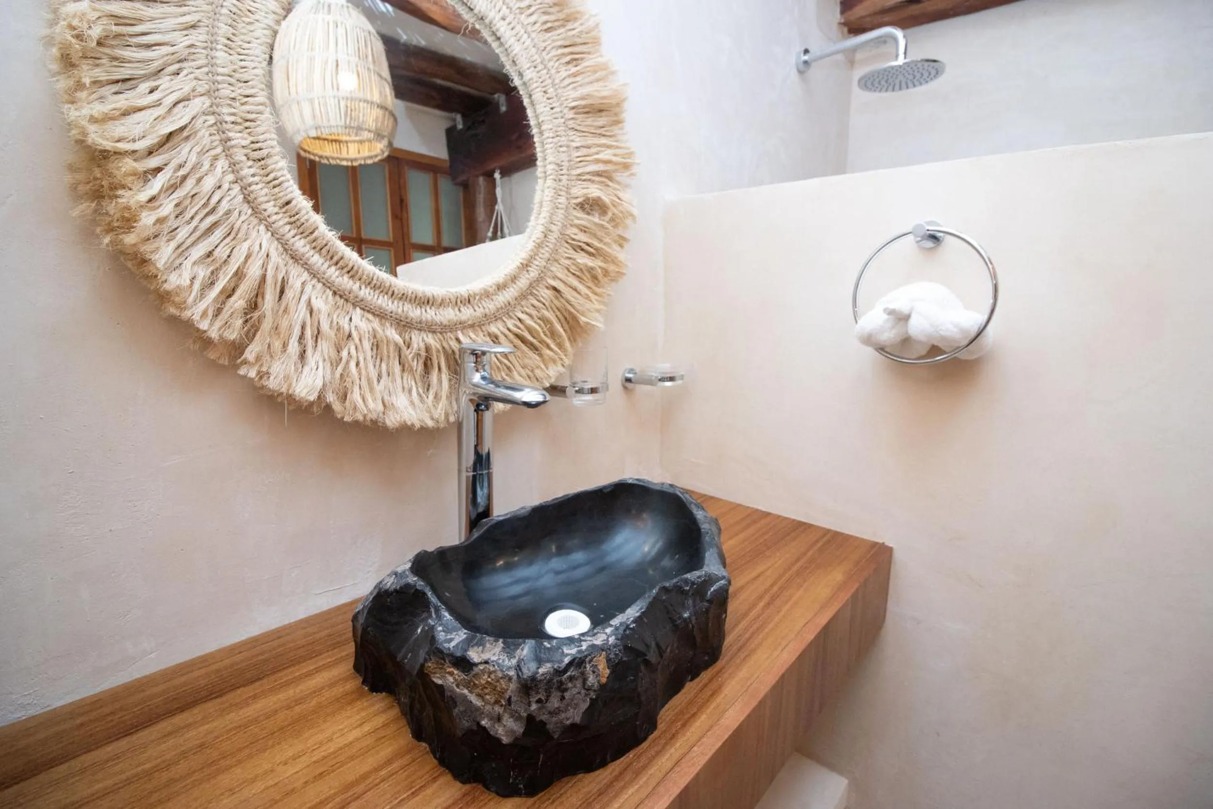 Bathroom in Amaite Holbox - Oceanfront Hotel