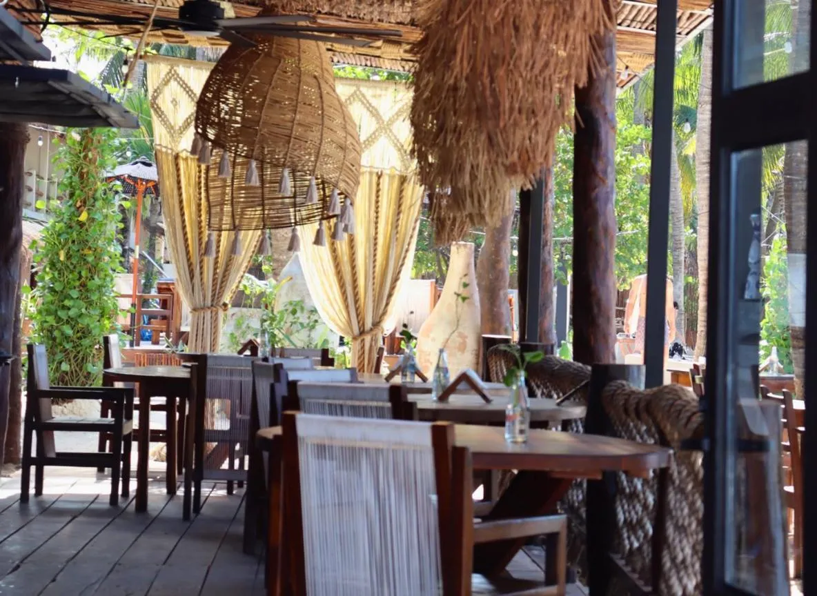 Restaurant/places to eat in Amaite Holbox - Oceanfront Hotel