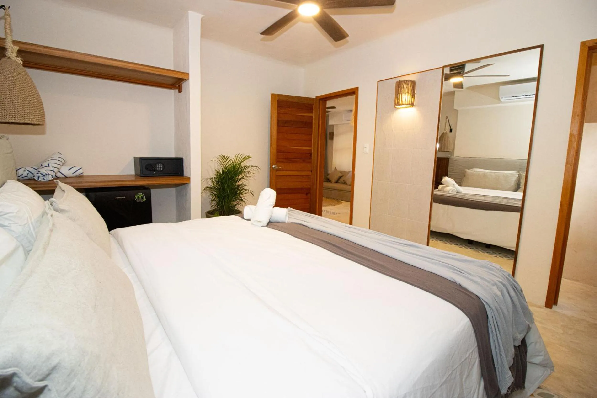 Bedroom, Bed in Amaite Holbox - Oceanfront Hotel