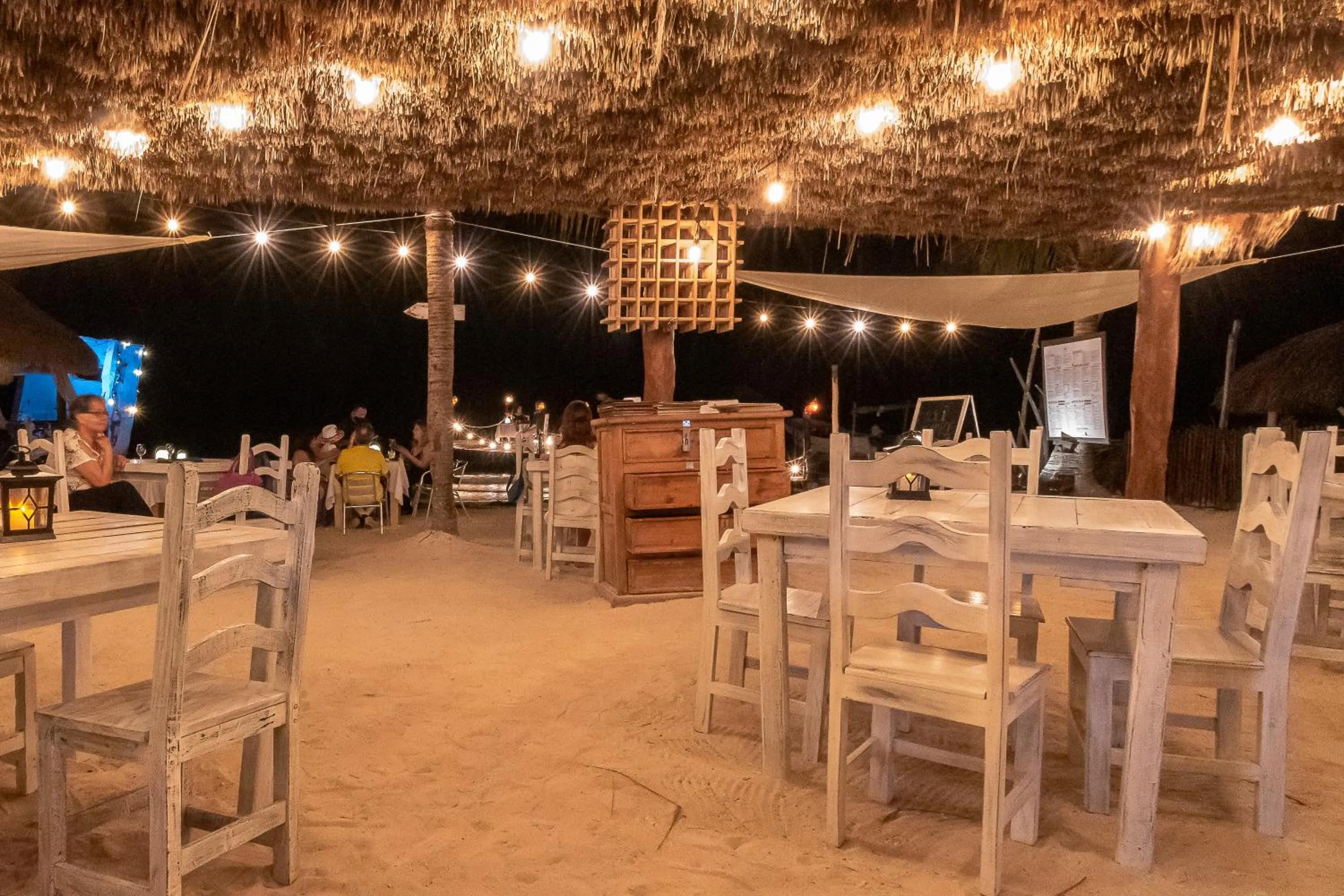 Restaurant/places to eat in Amaite Holbox - Oceanfront Hotel